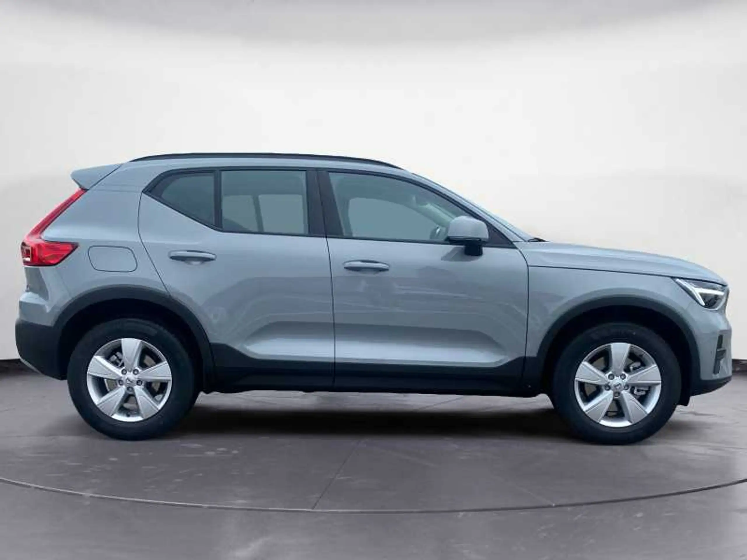 Volvo - XC40