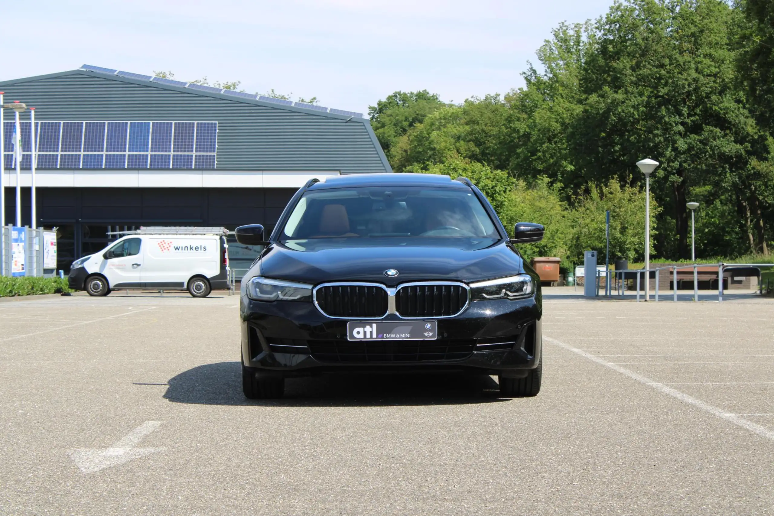 BMW - 520