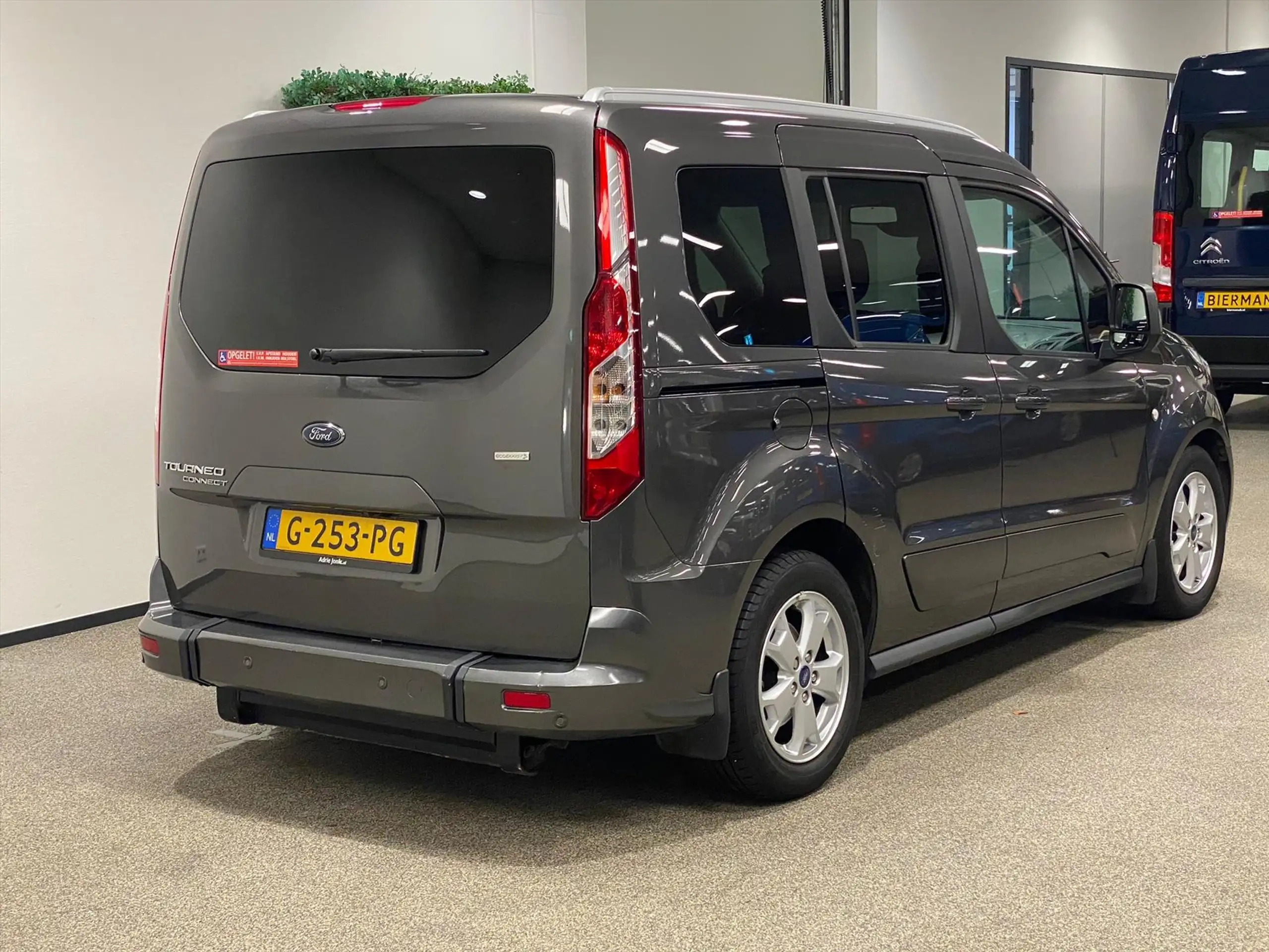 Ford - Tourneo Connect