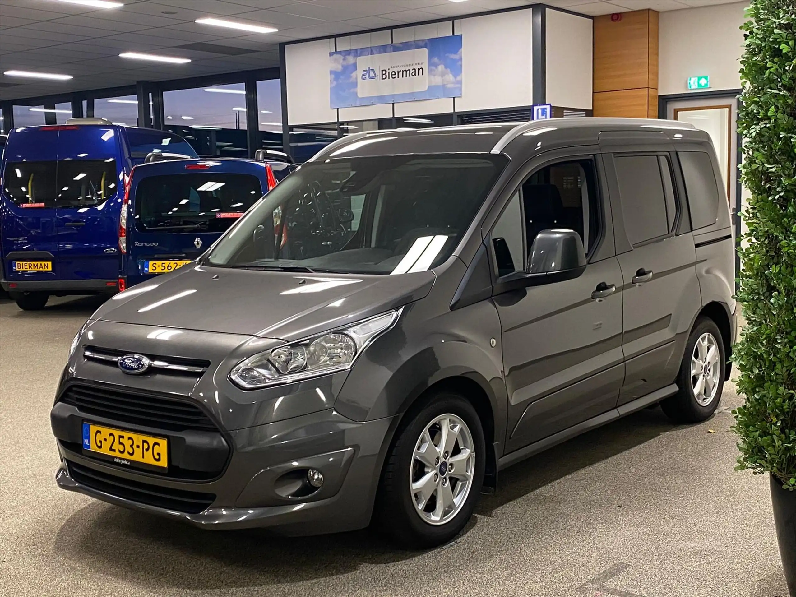 Ford - Tourneo Connect