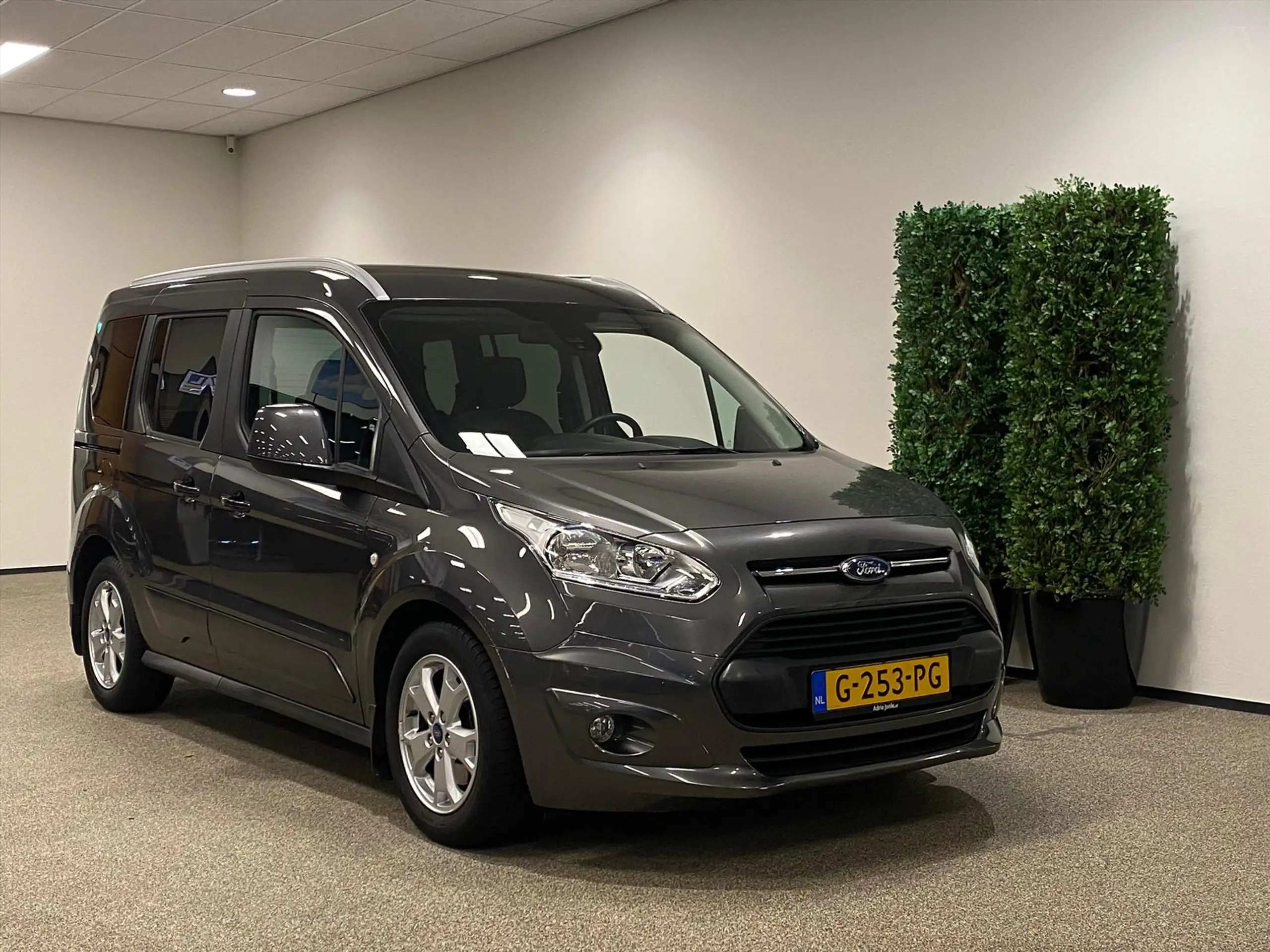 Ford - Tourneo Connect