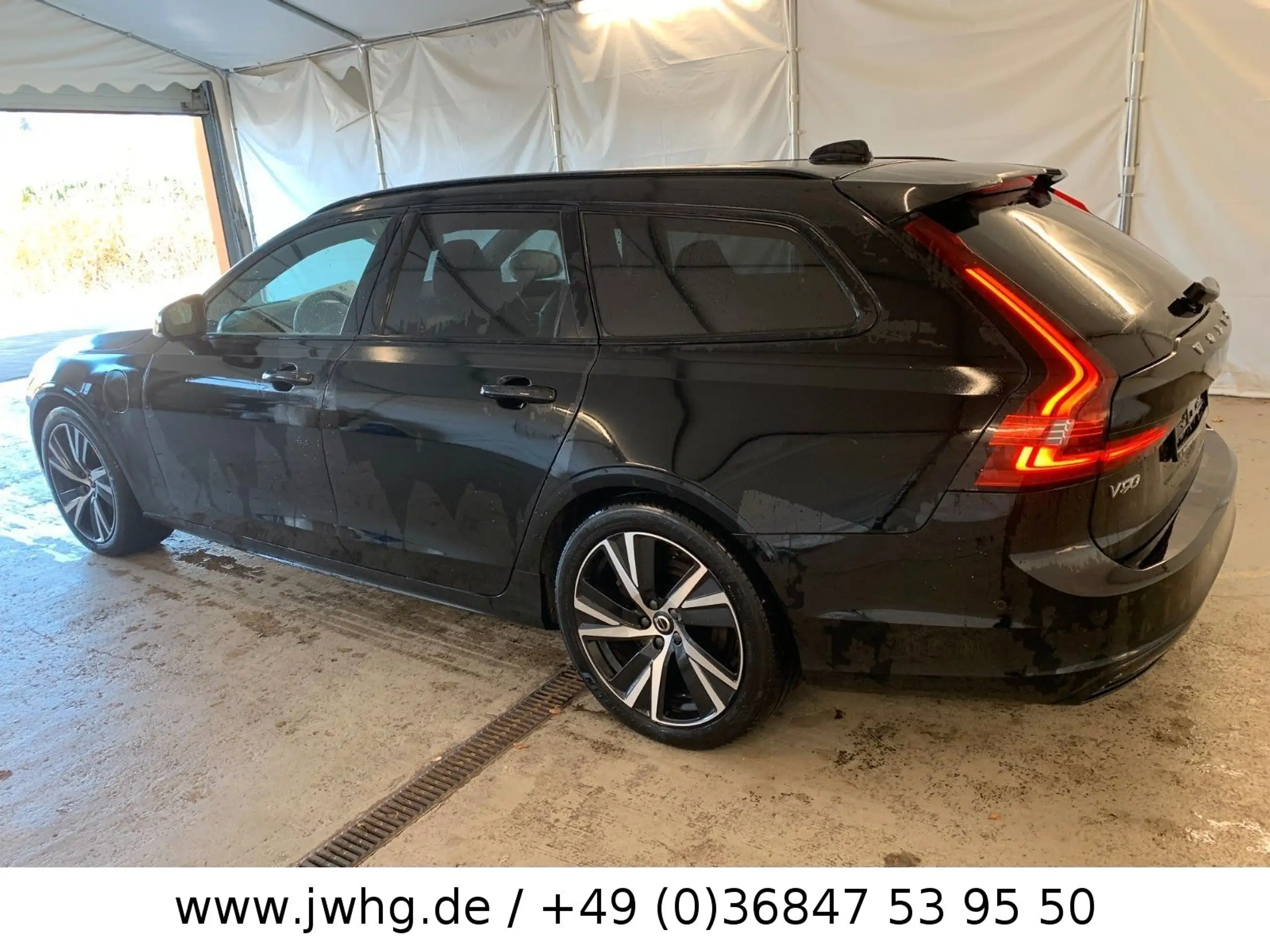 Volvo - V90