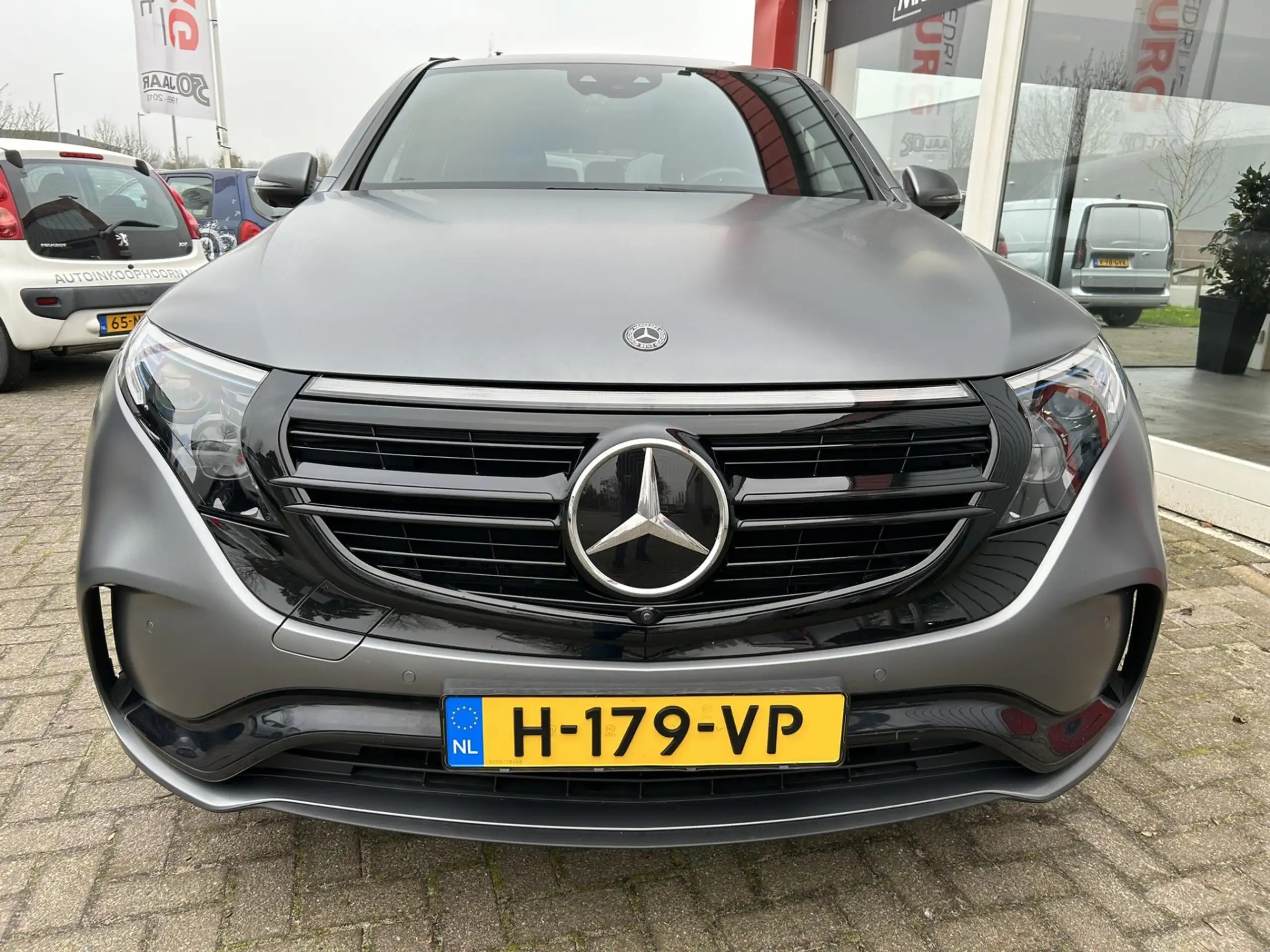 Mercedes-Benz - EQC 400