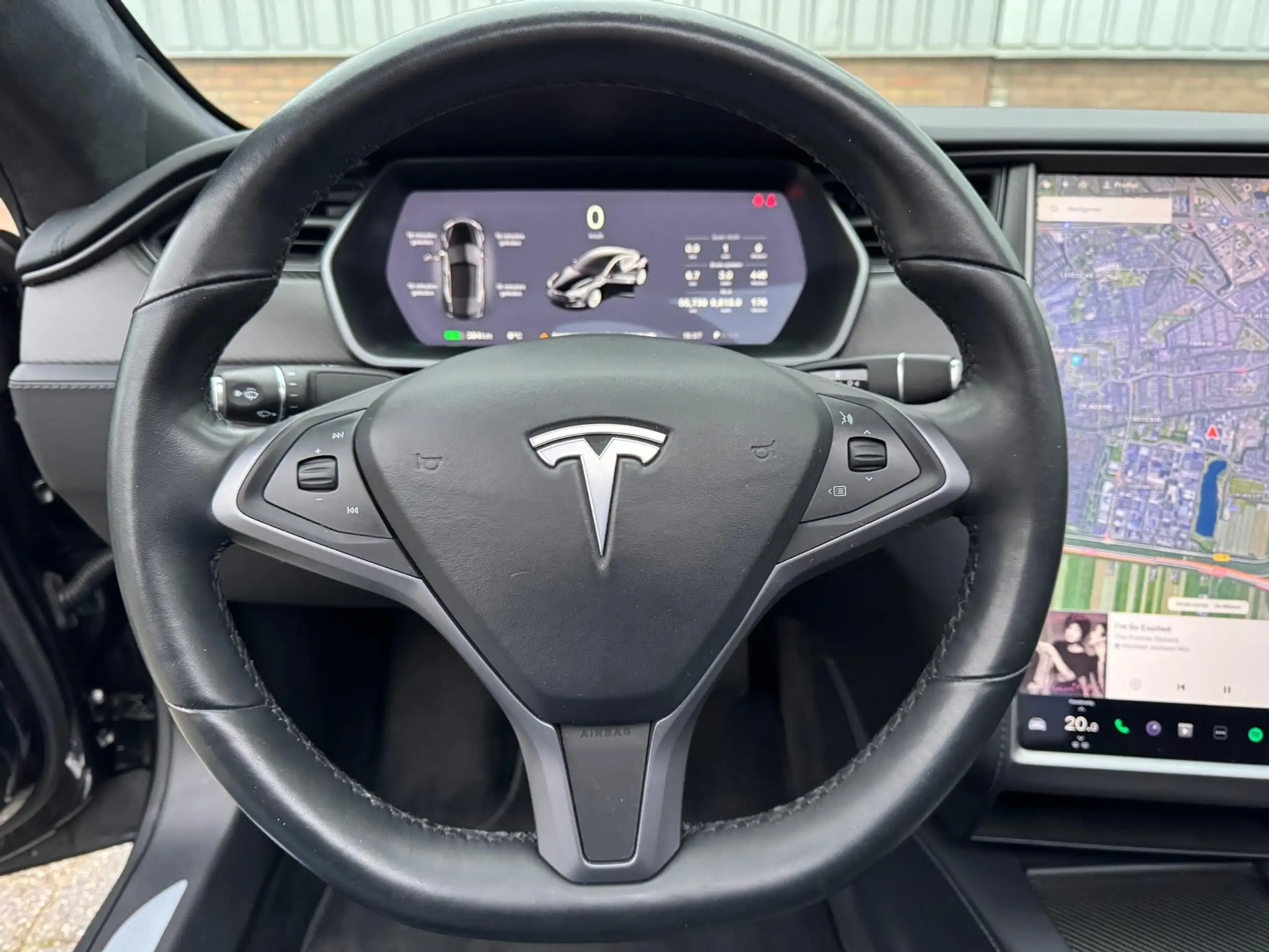 Tesla - Model S