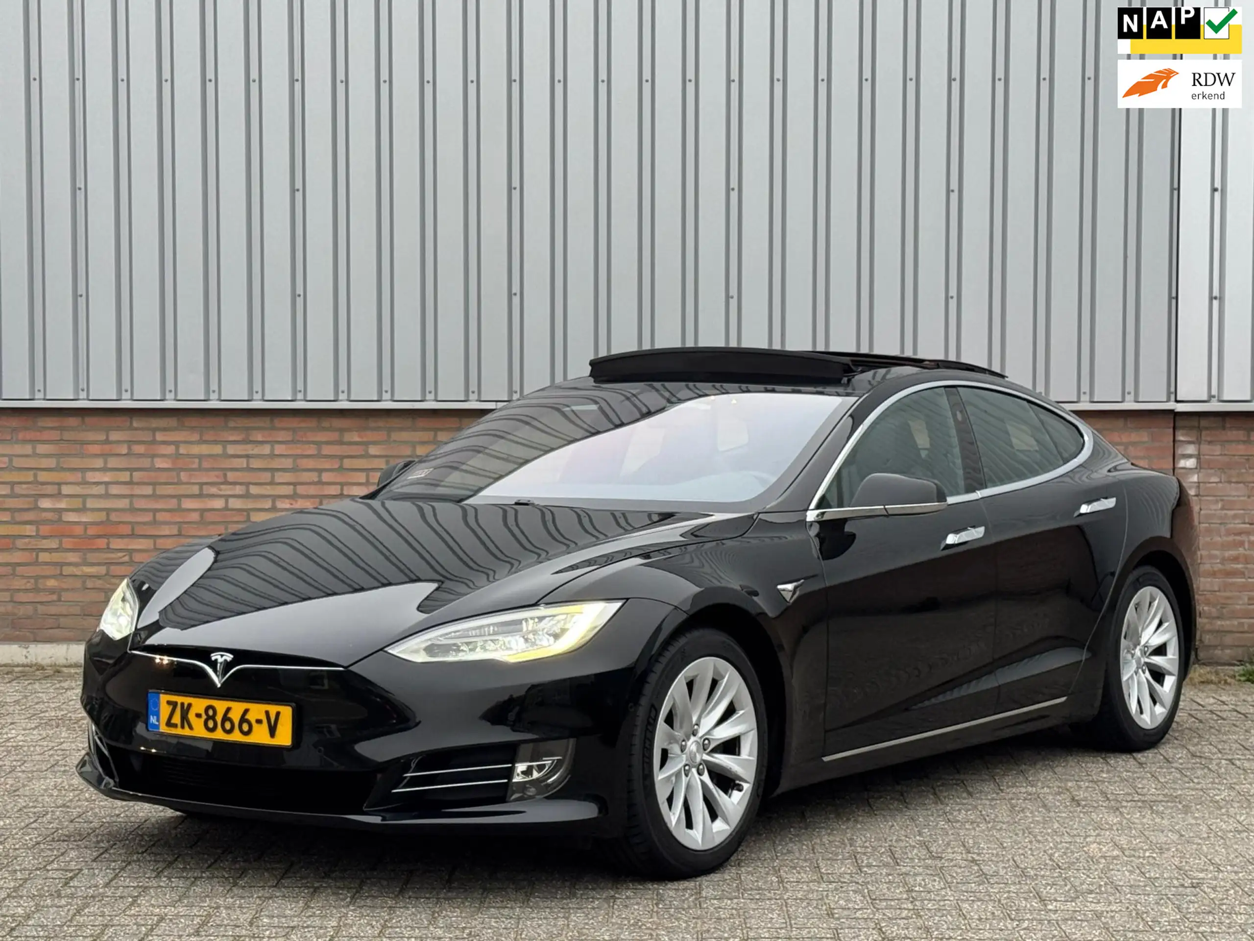 Tesla - Model S