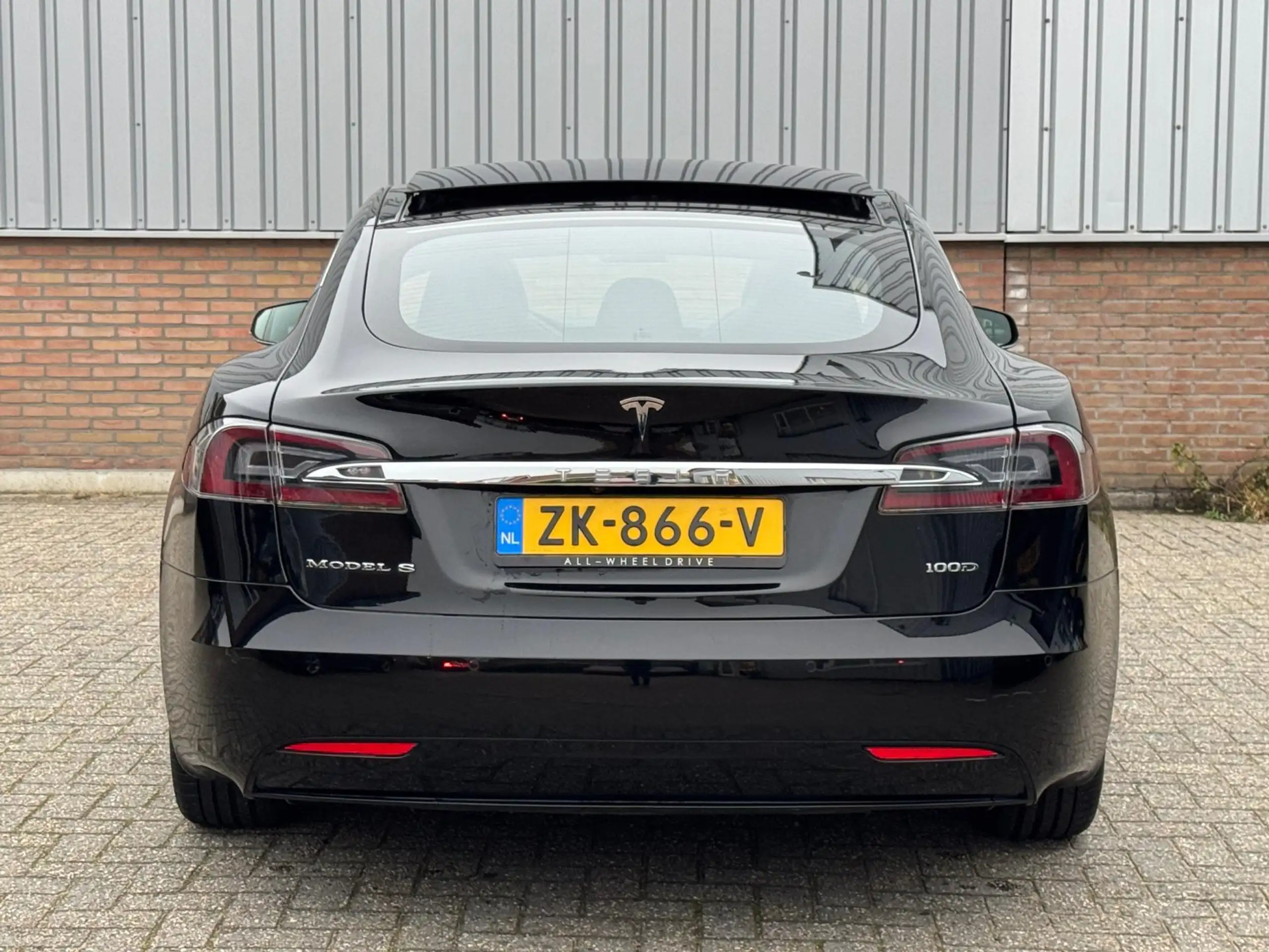 Tesla - Model S