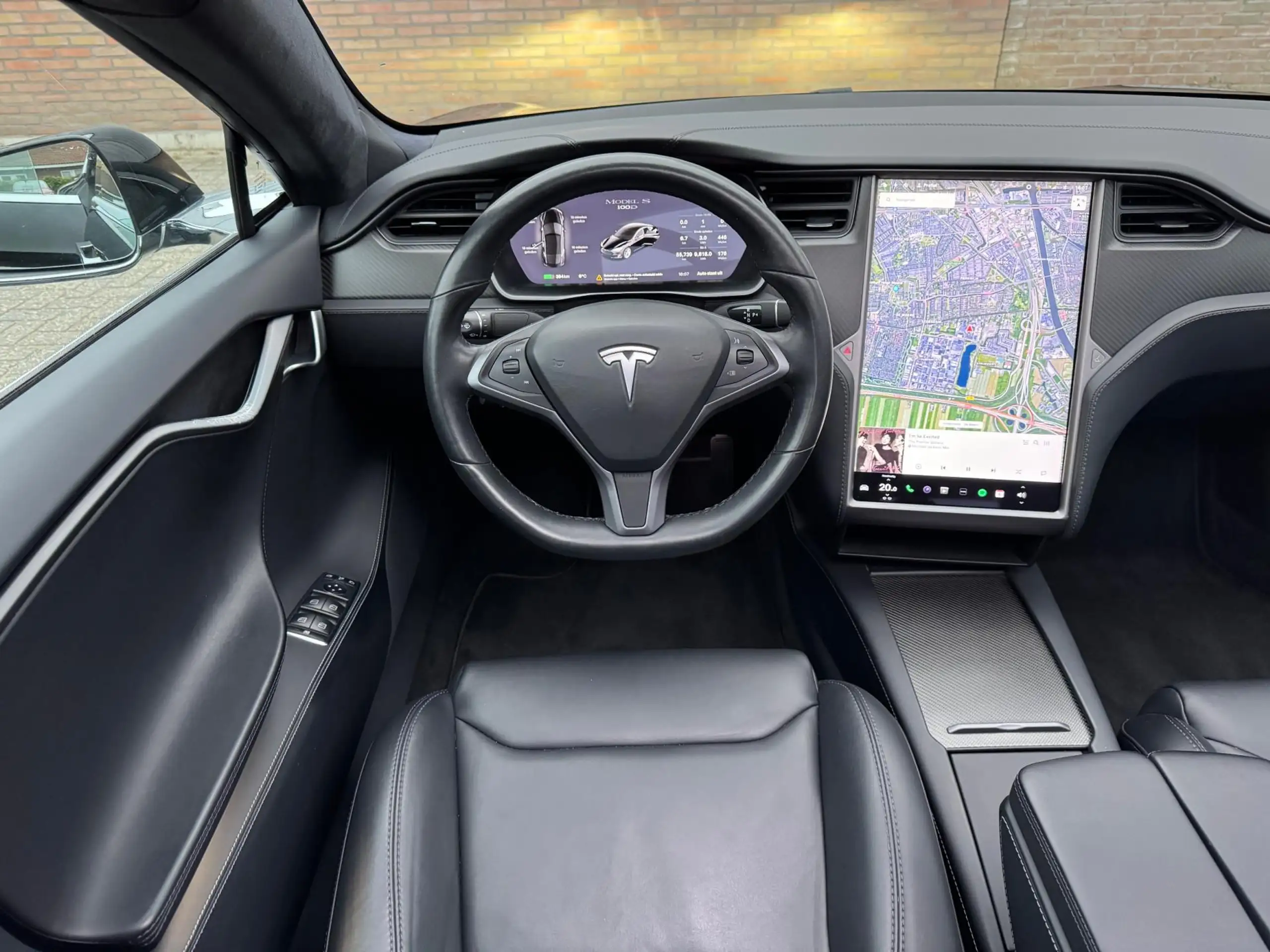 Tesla - Model S