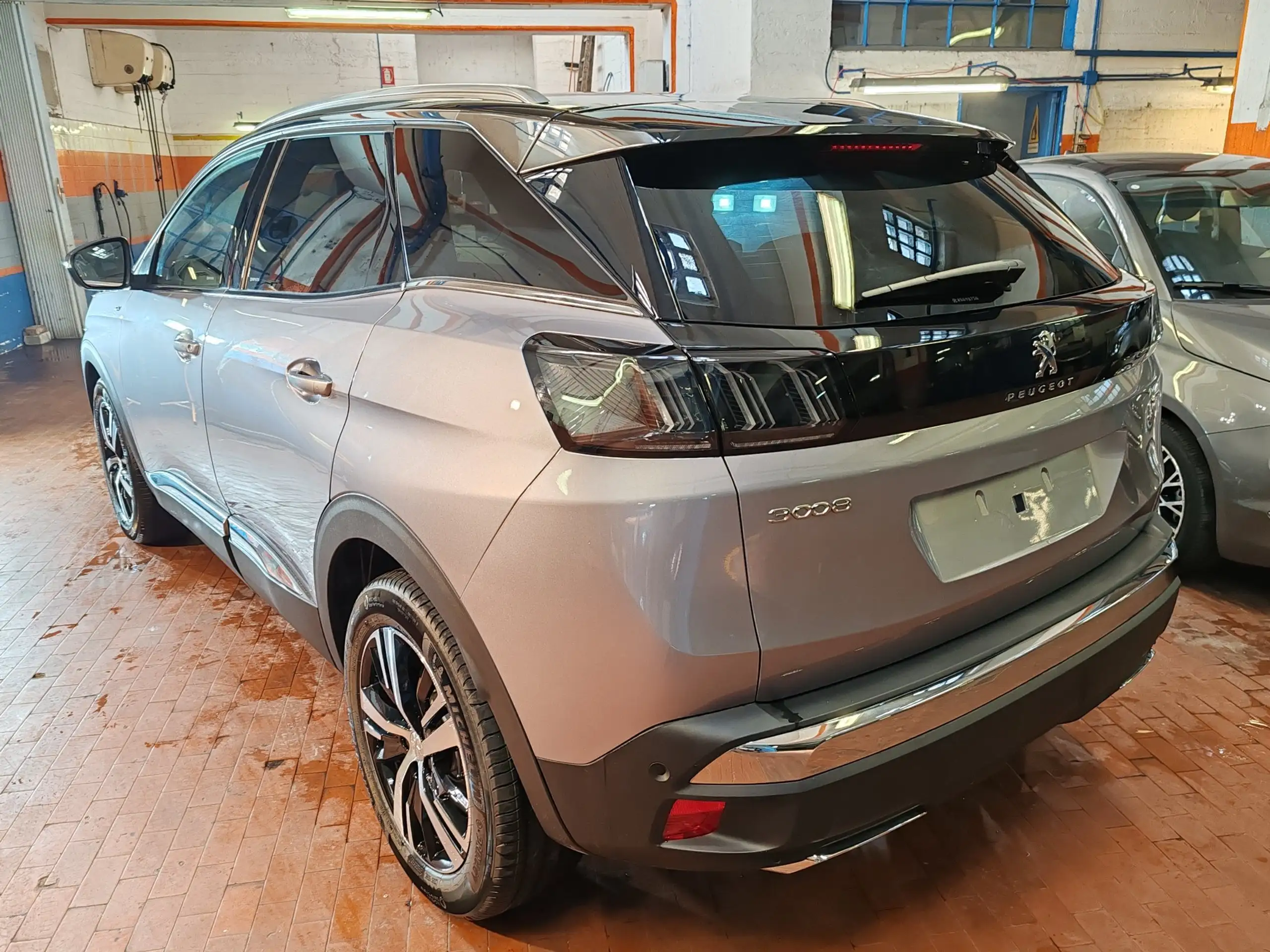 Peugeot - 3008