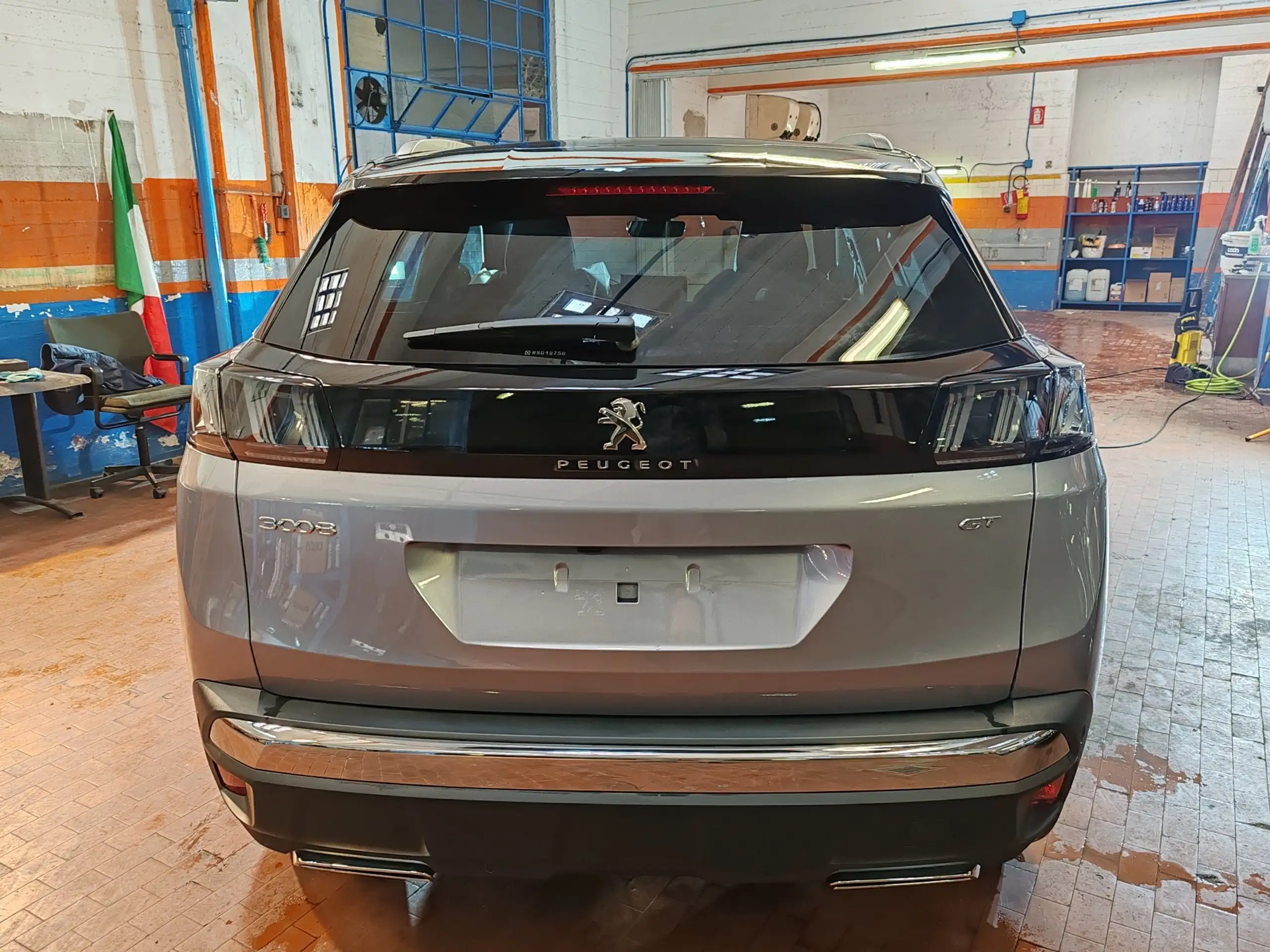 Peugeot - 3008