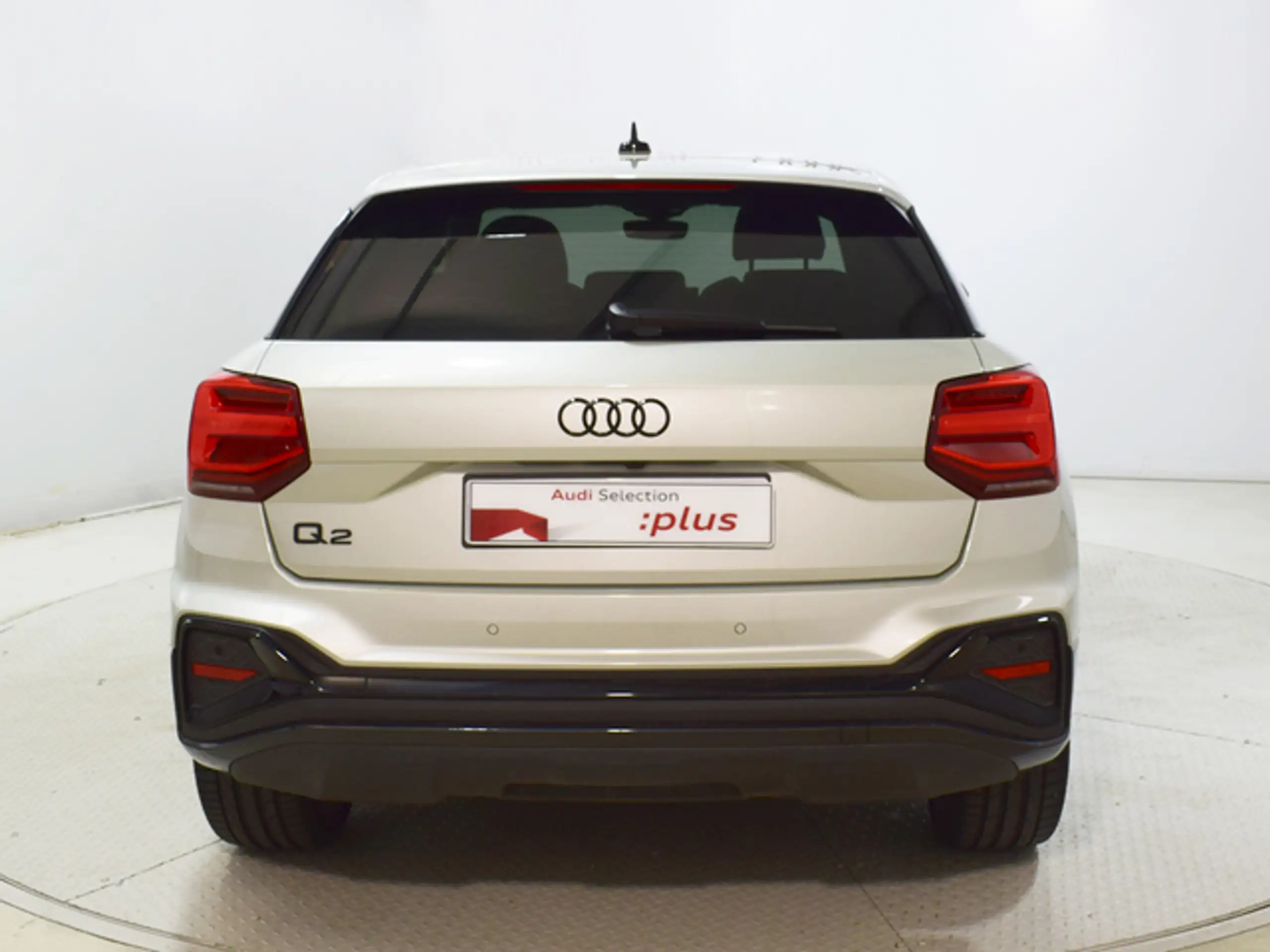 Audi - Q2