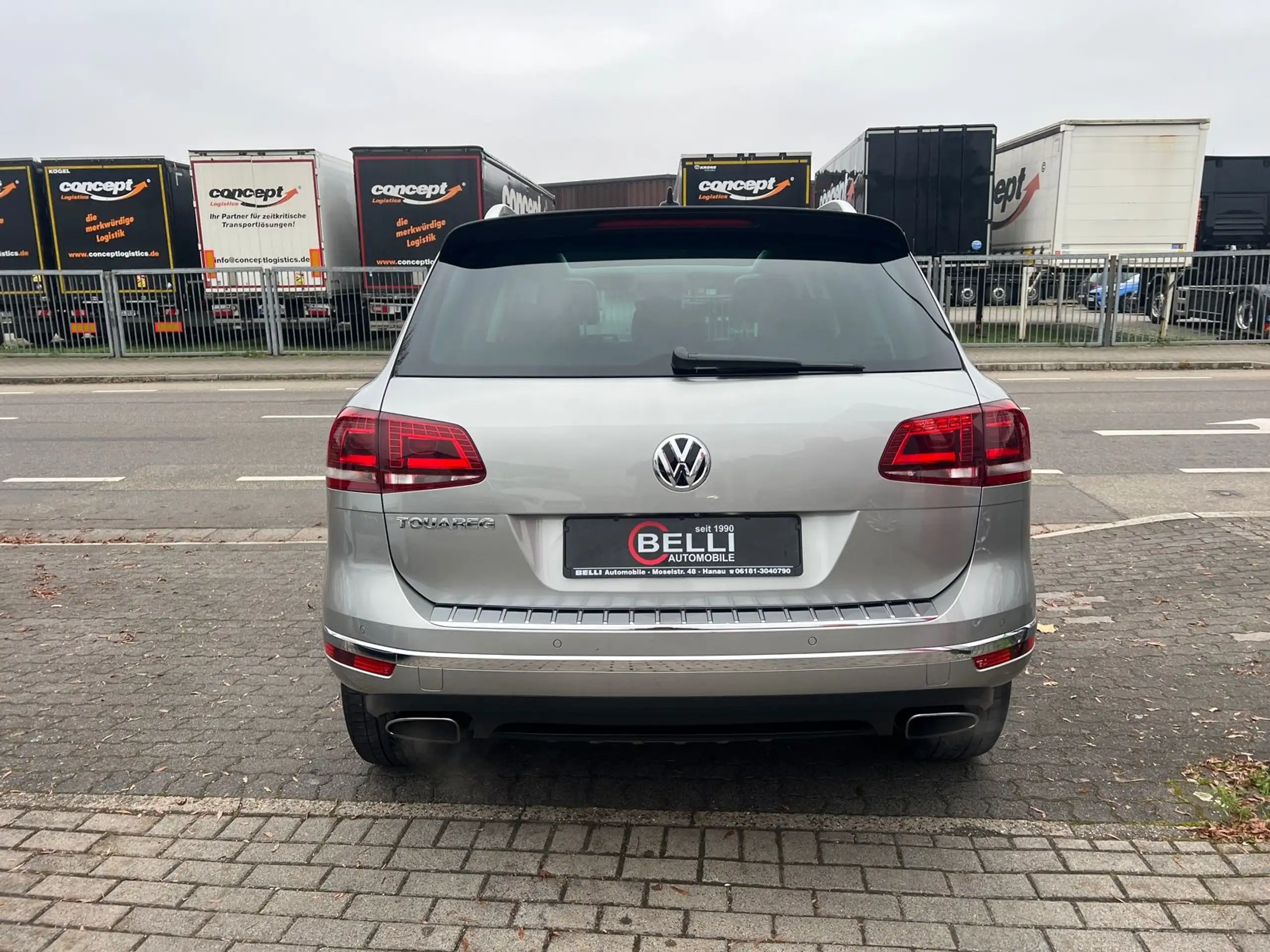 Volkswagen - Touareg