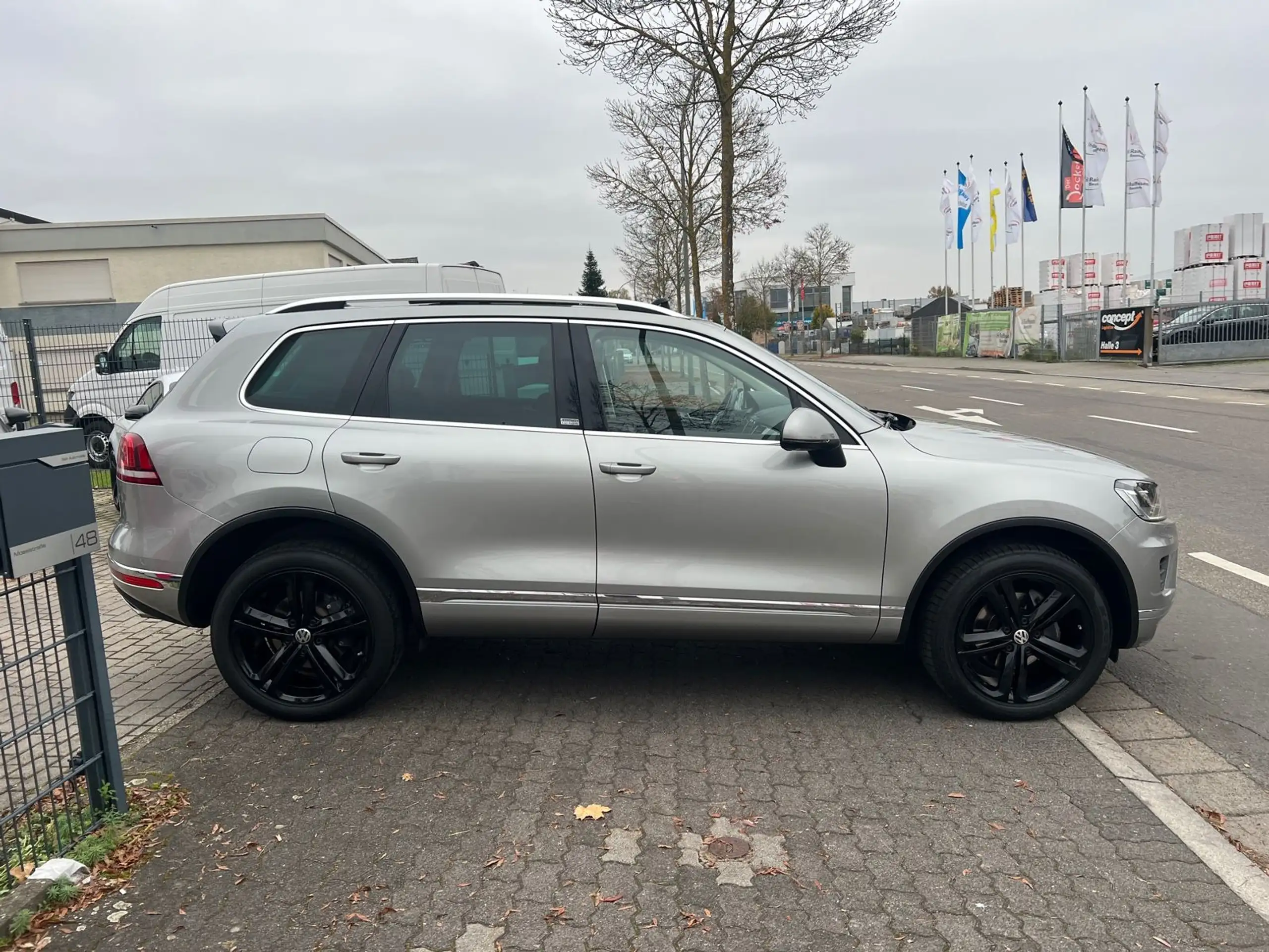 Volkswagen - Touareg