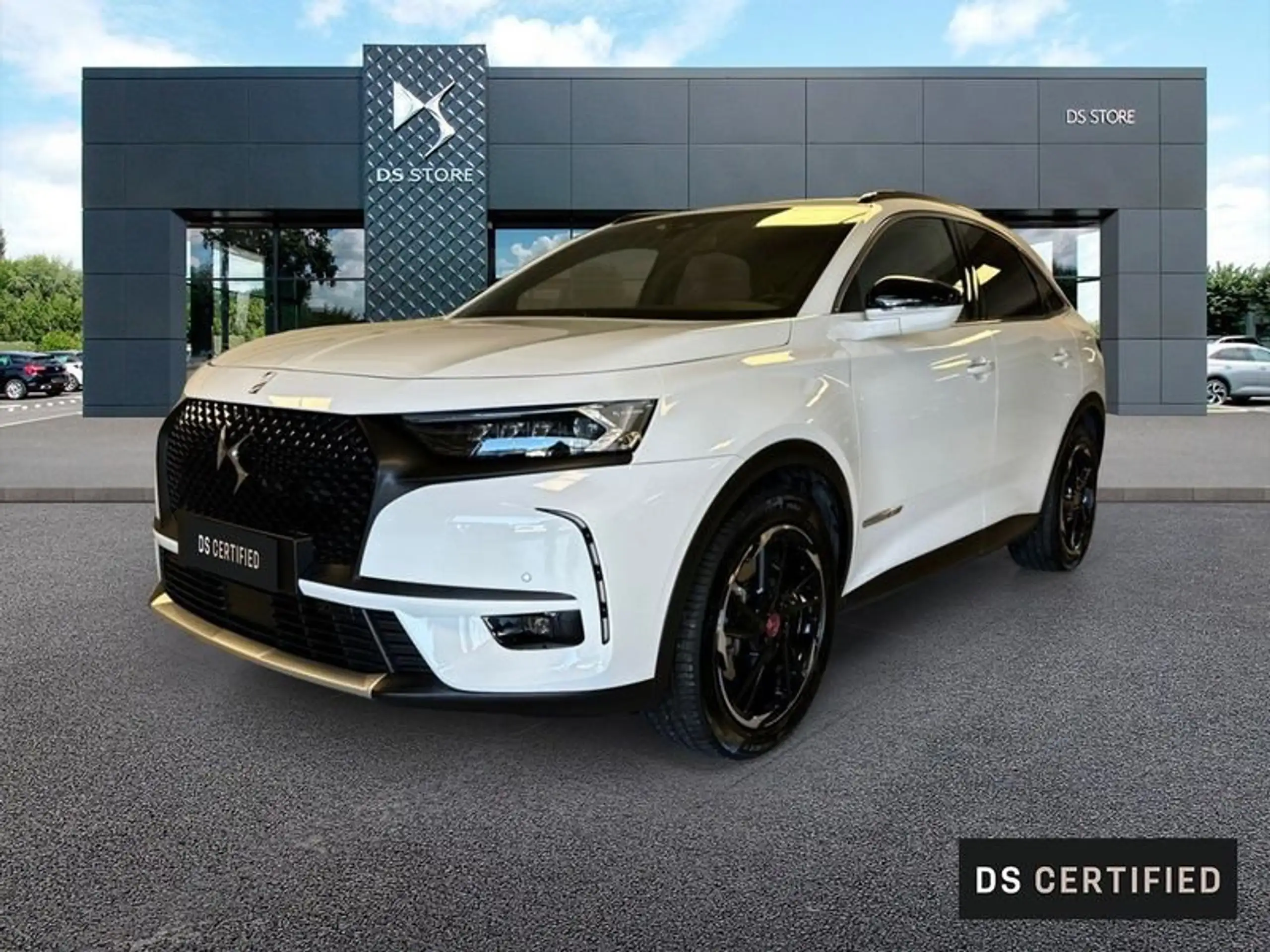 DS Automobiles - DS 7 Crossback