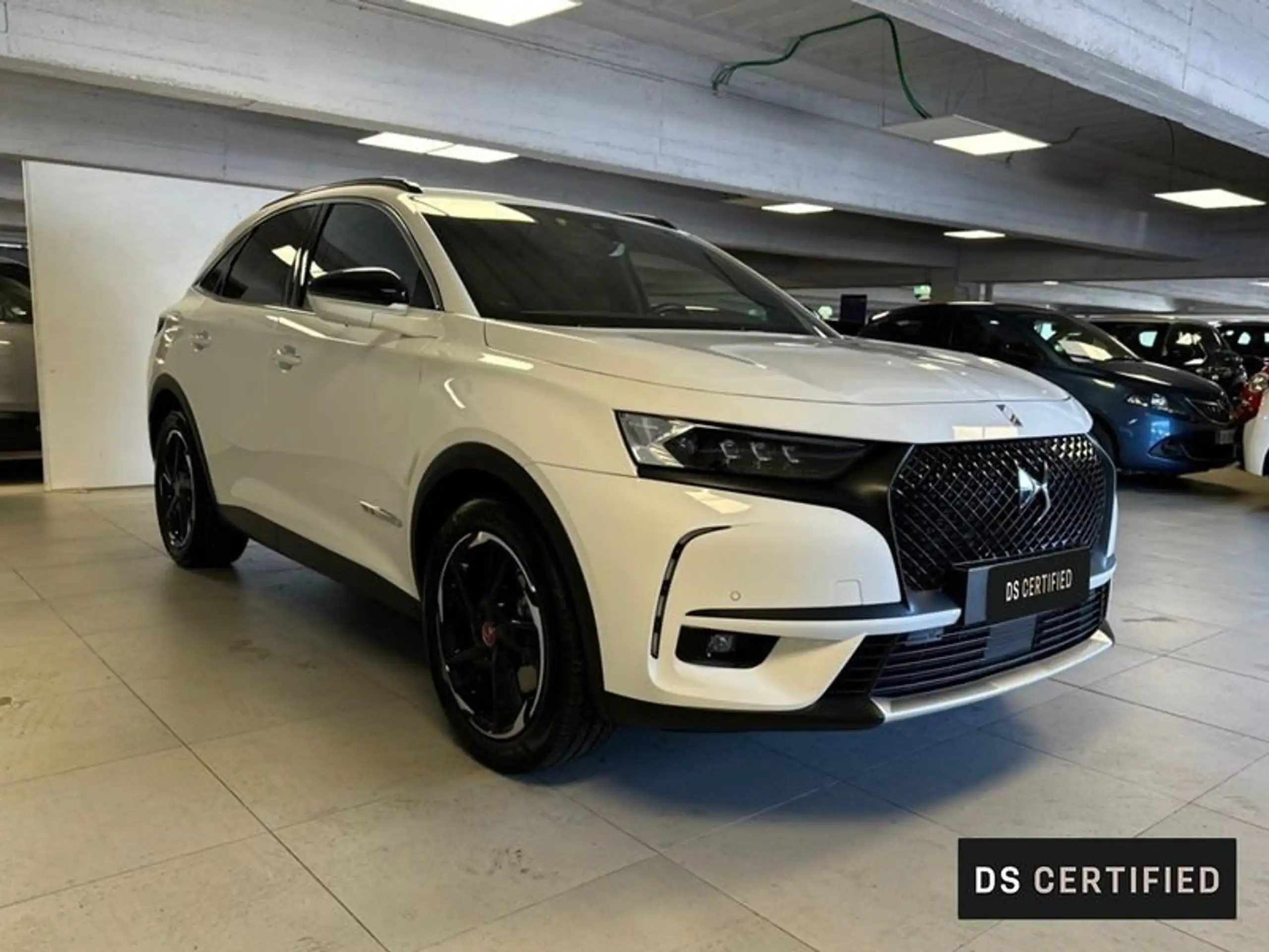 DS Automobiles - DS 7 Crossback