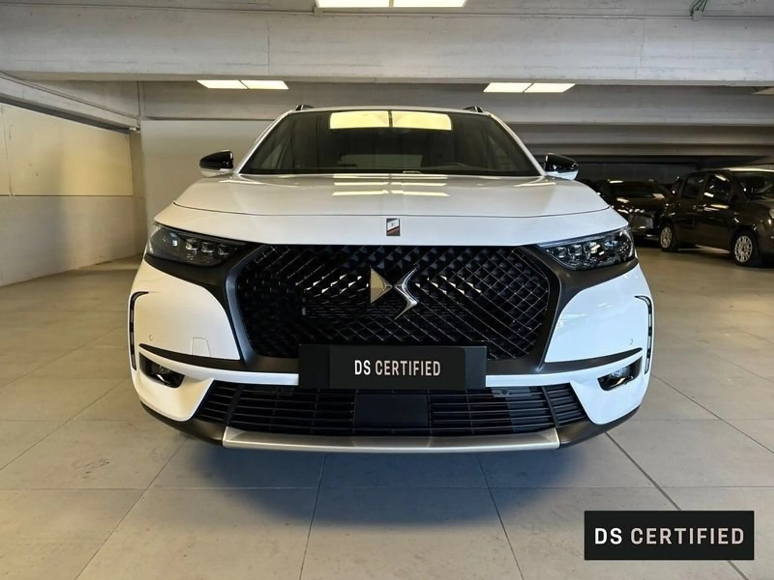 DS Automobiles - DS 7 Crossback