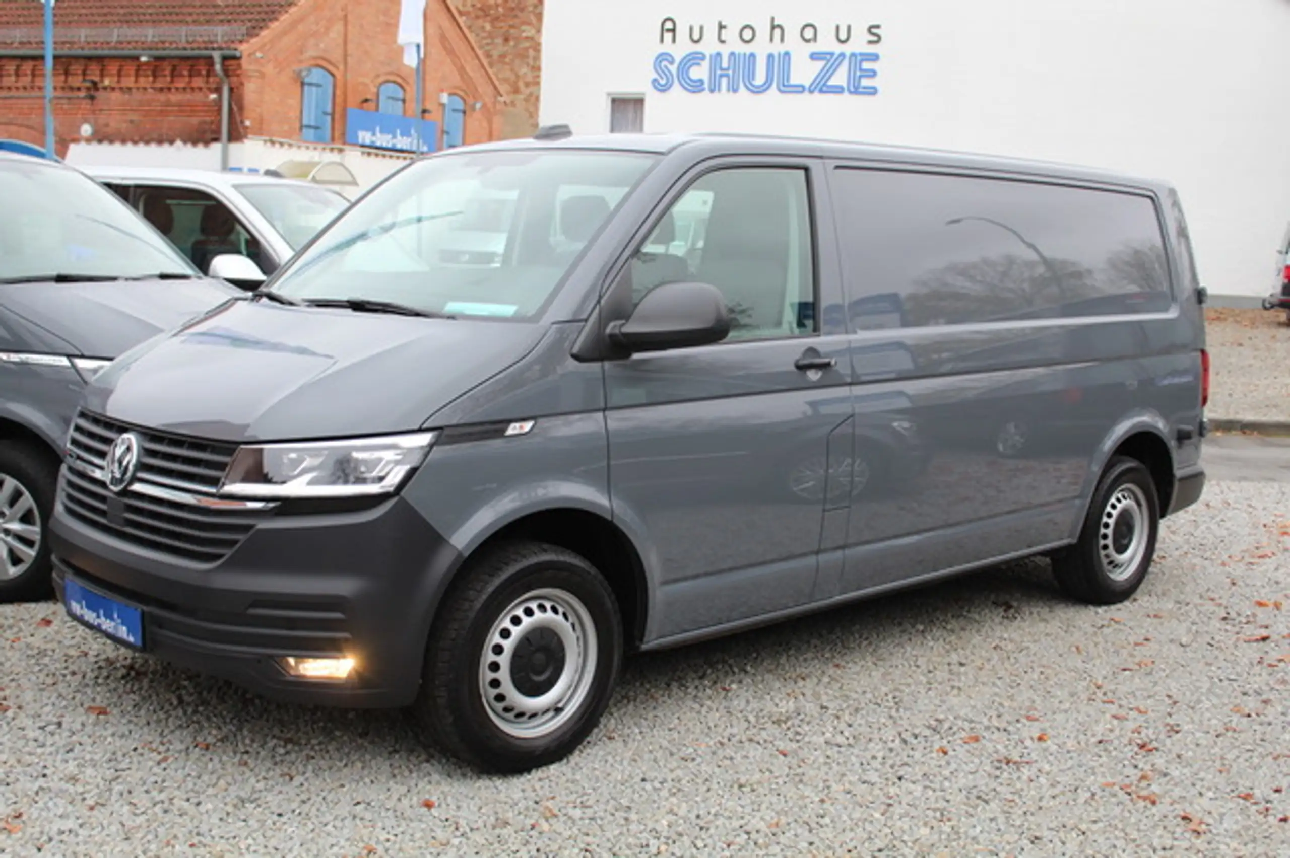 Volkswagen - T6.1 Transporter