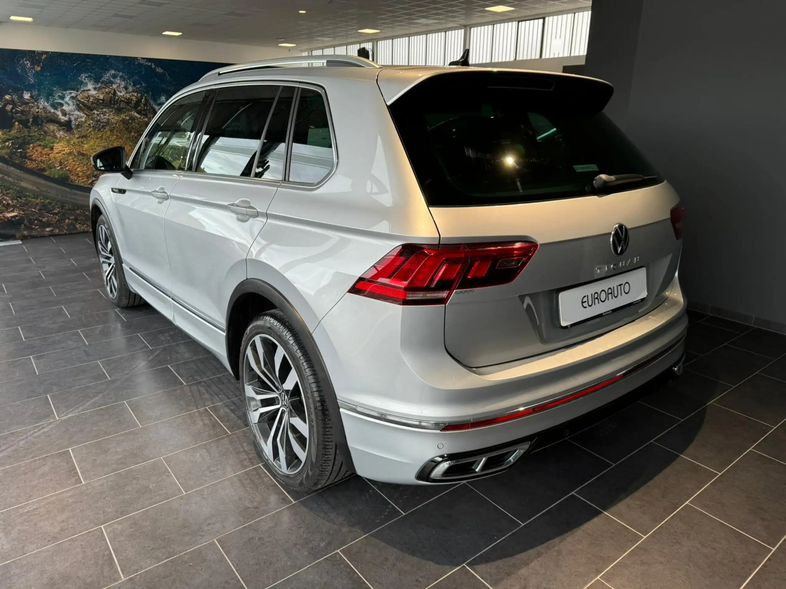 Volkswagen - Tiguan