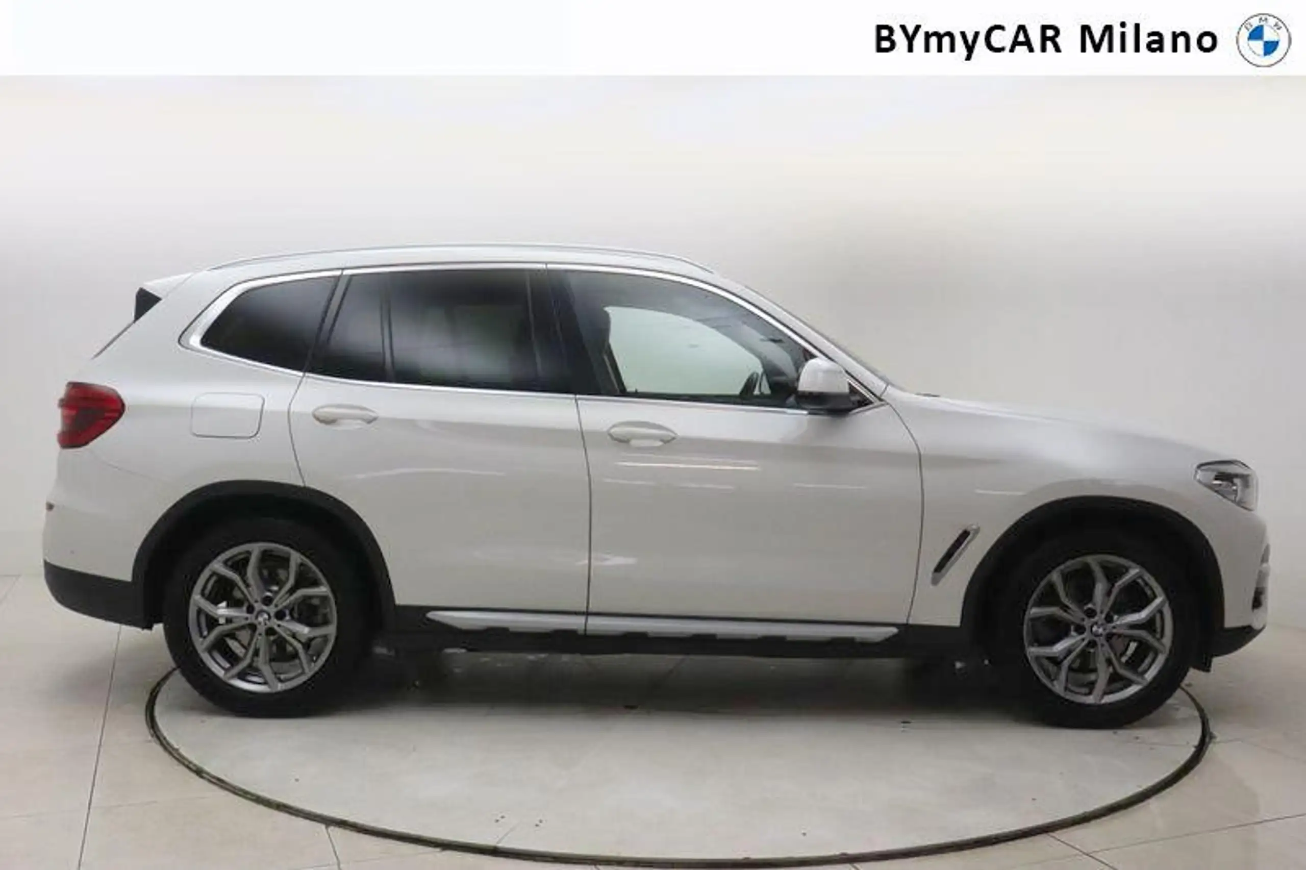 BMW - X3