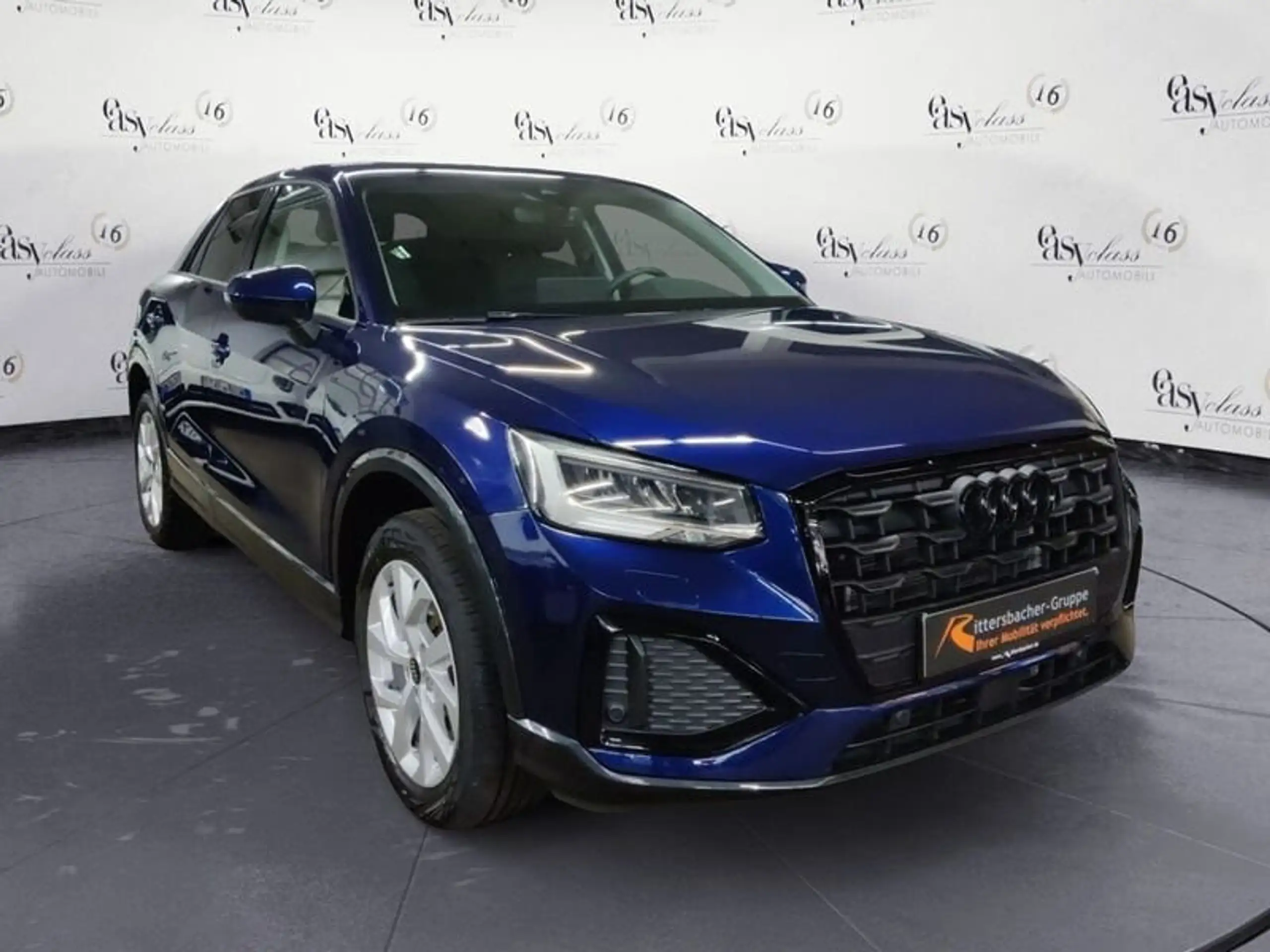 Audi - Q2