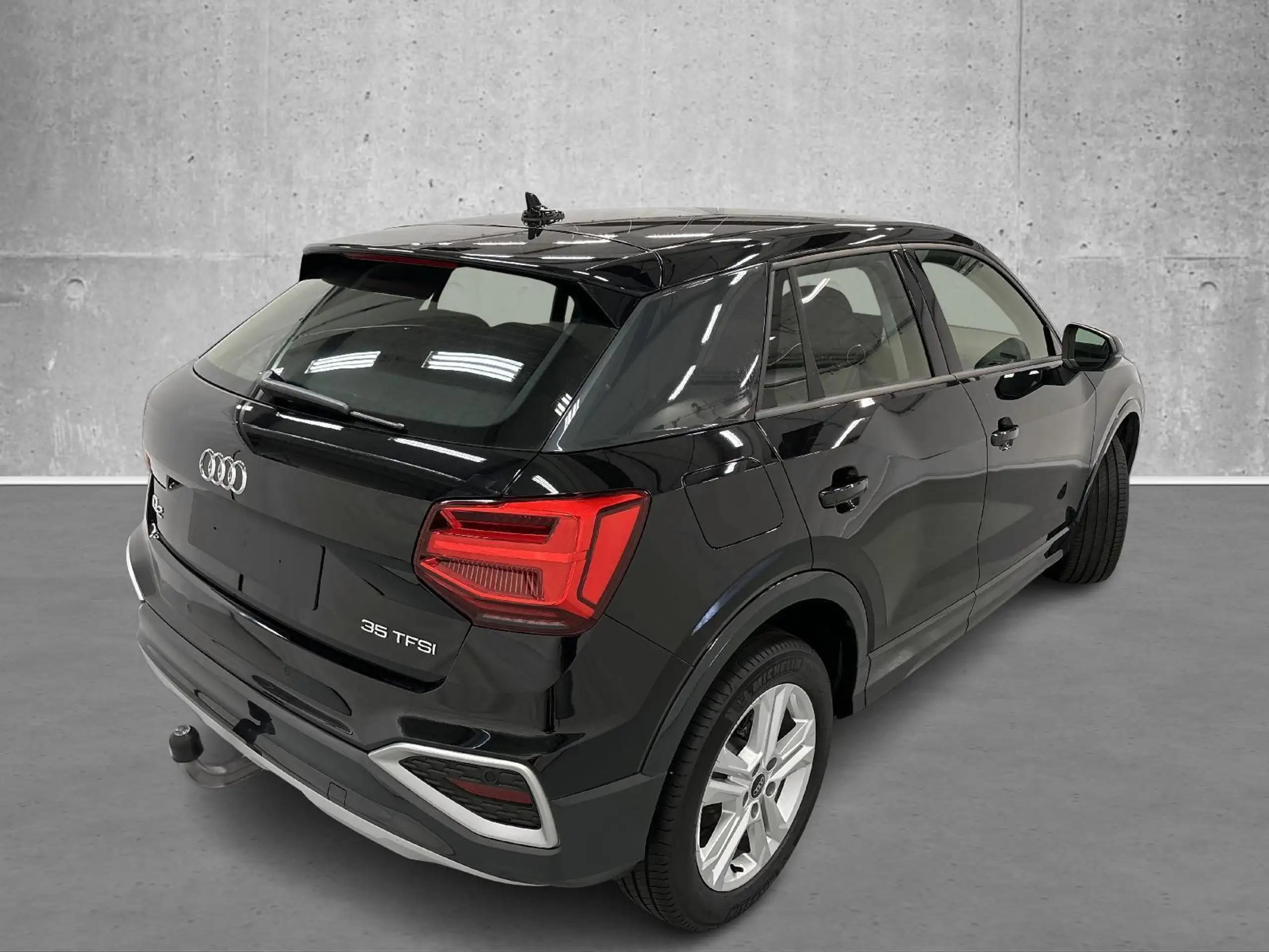 Audi - Q2