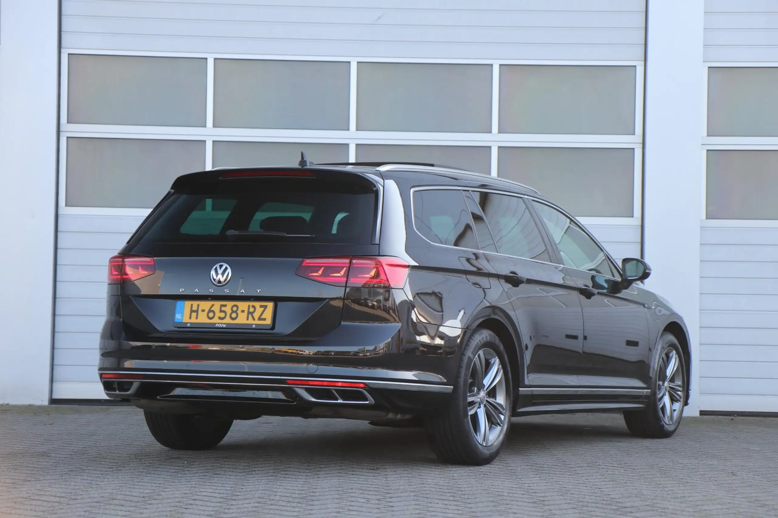 Volkswagen - Passat Variant