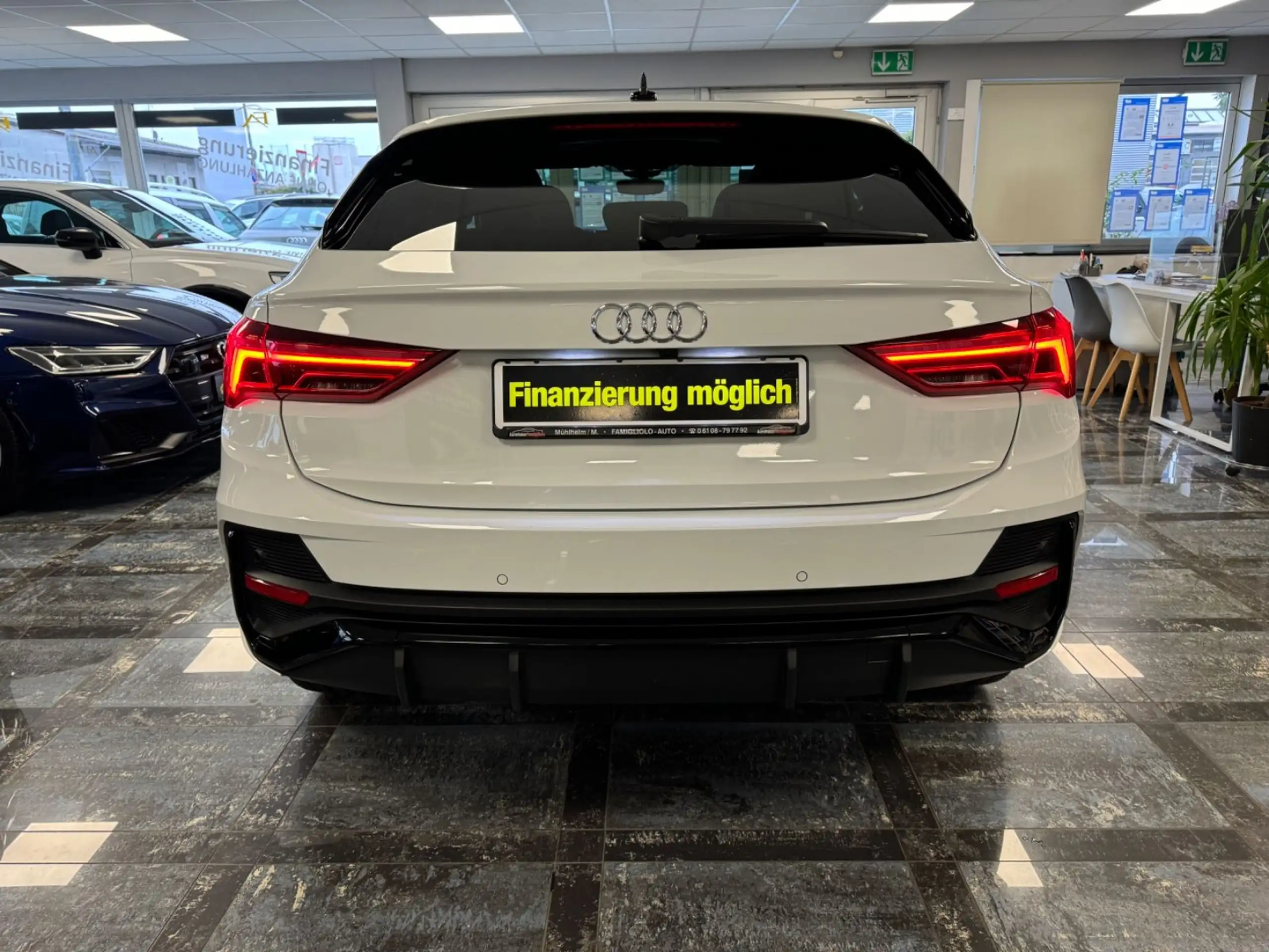 Audi - Q3