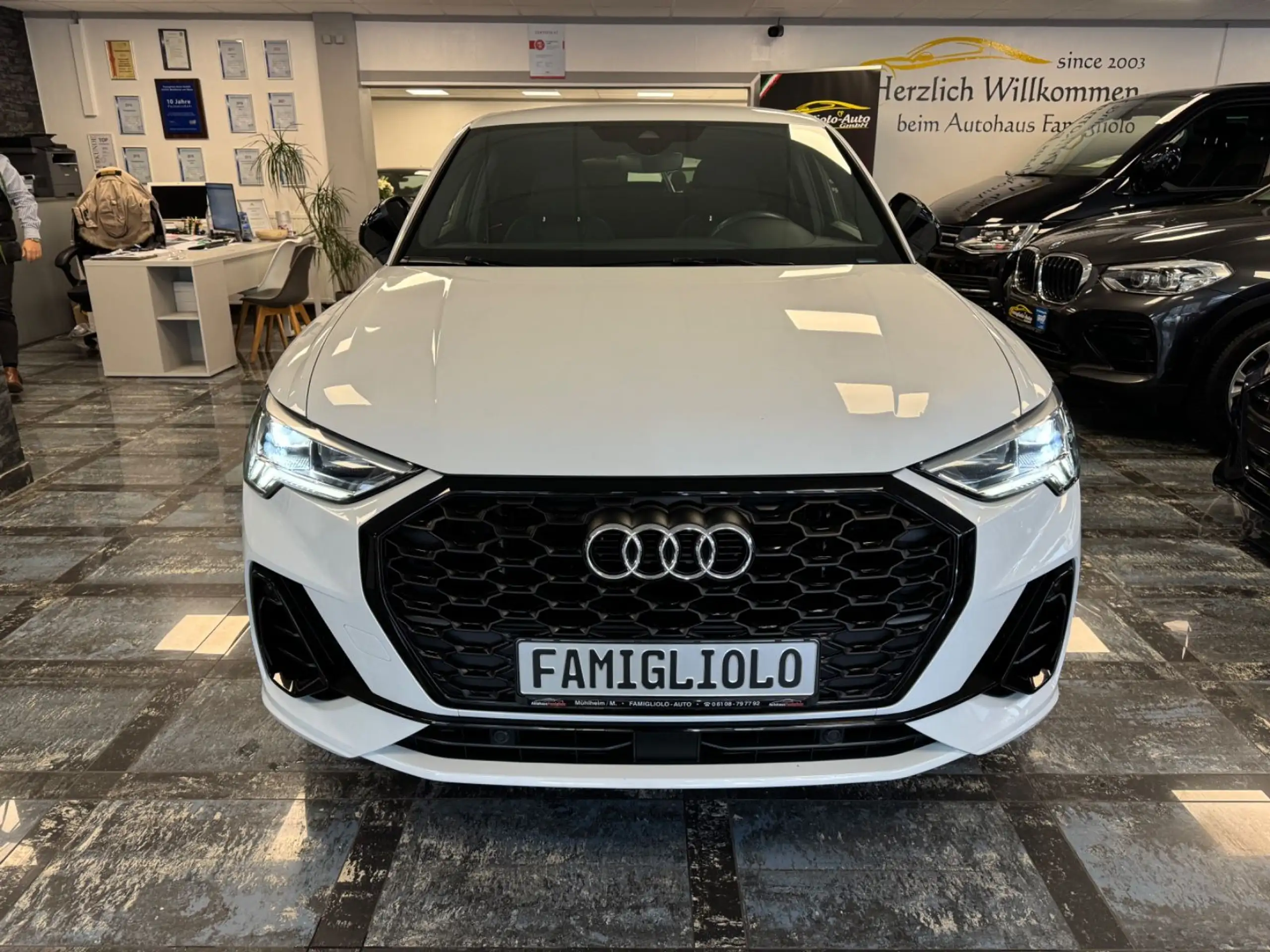 Audi - Q3