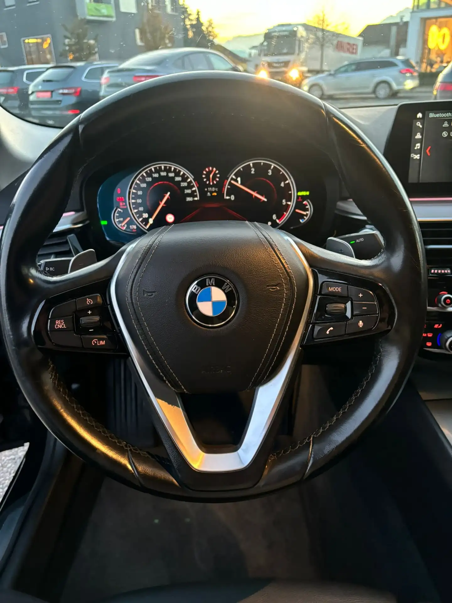 BMW - 520