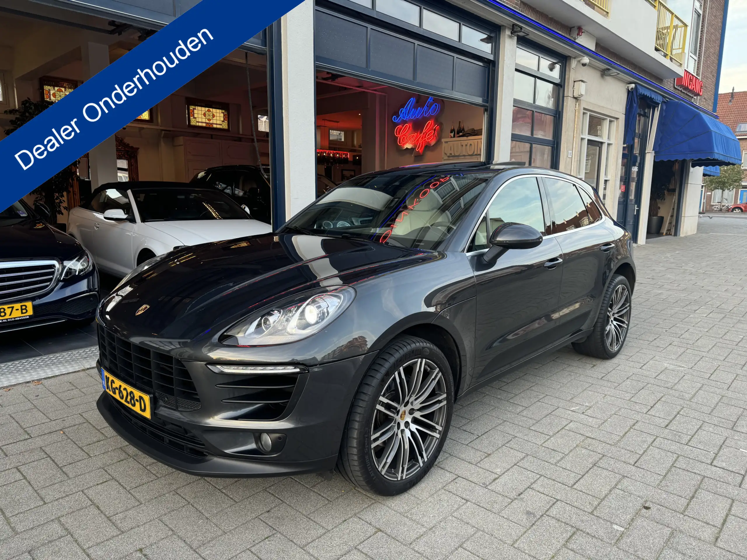 Porsche - Macan