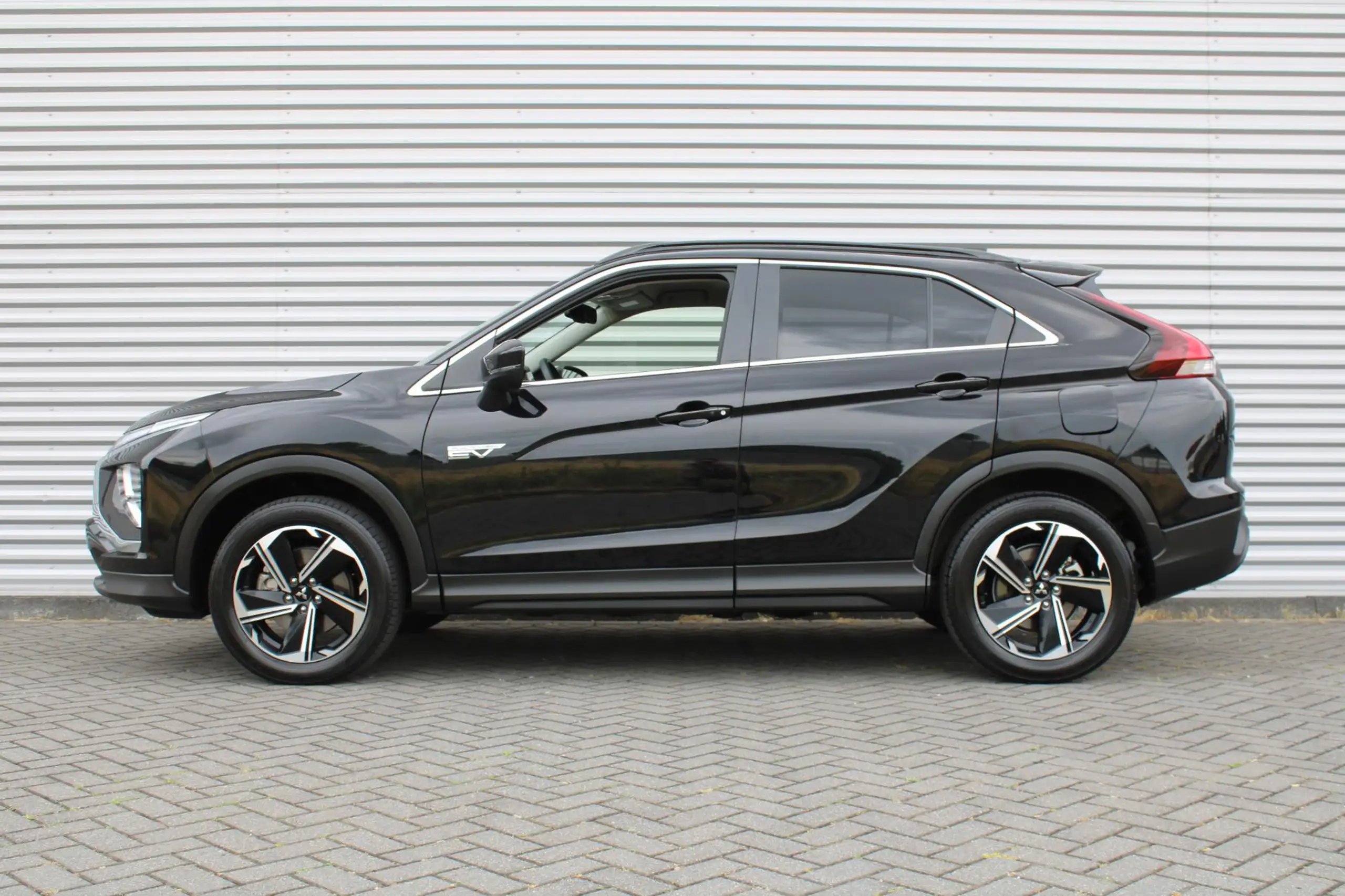 Mitsubishi - Eclipse Cross