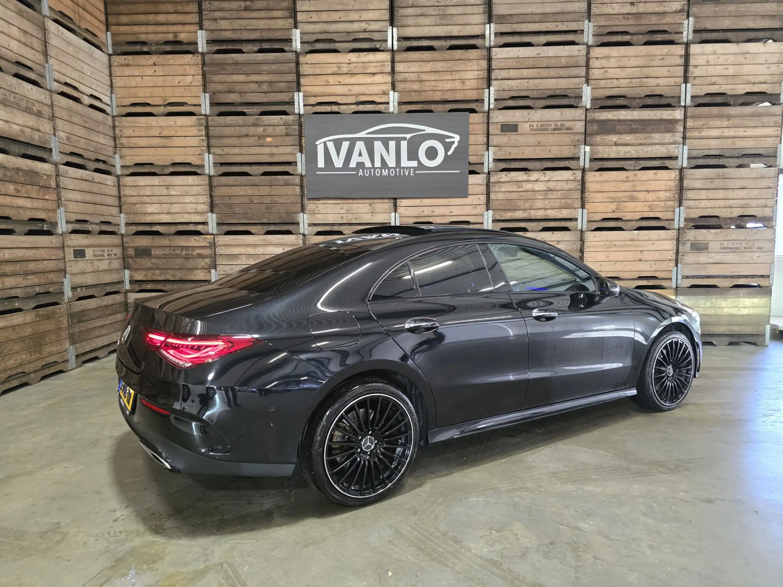 Mercedes-Benz - CLA 250