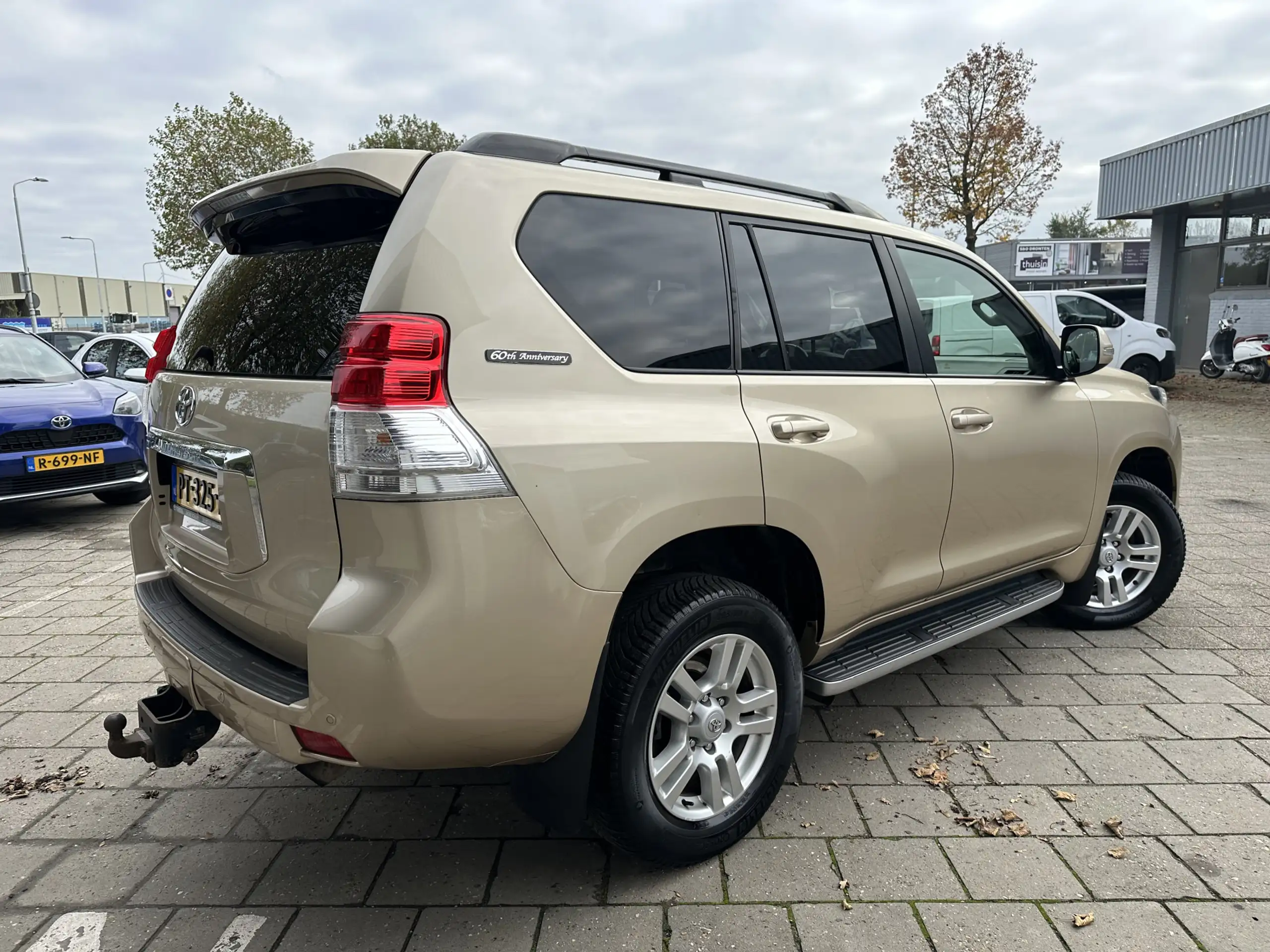 Toyota - Land Cruiser