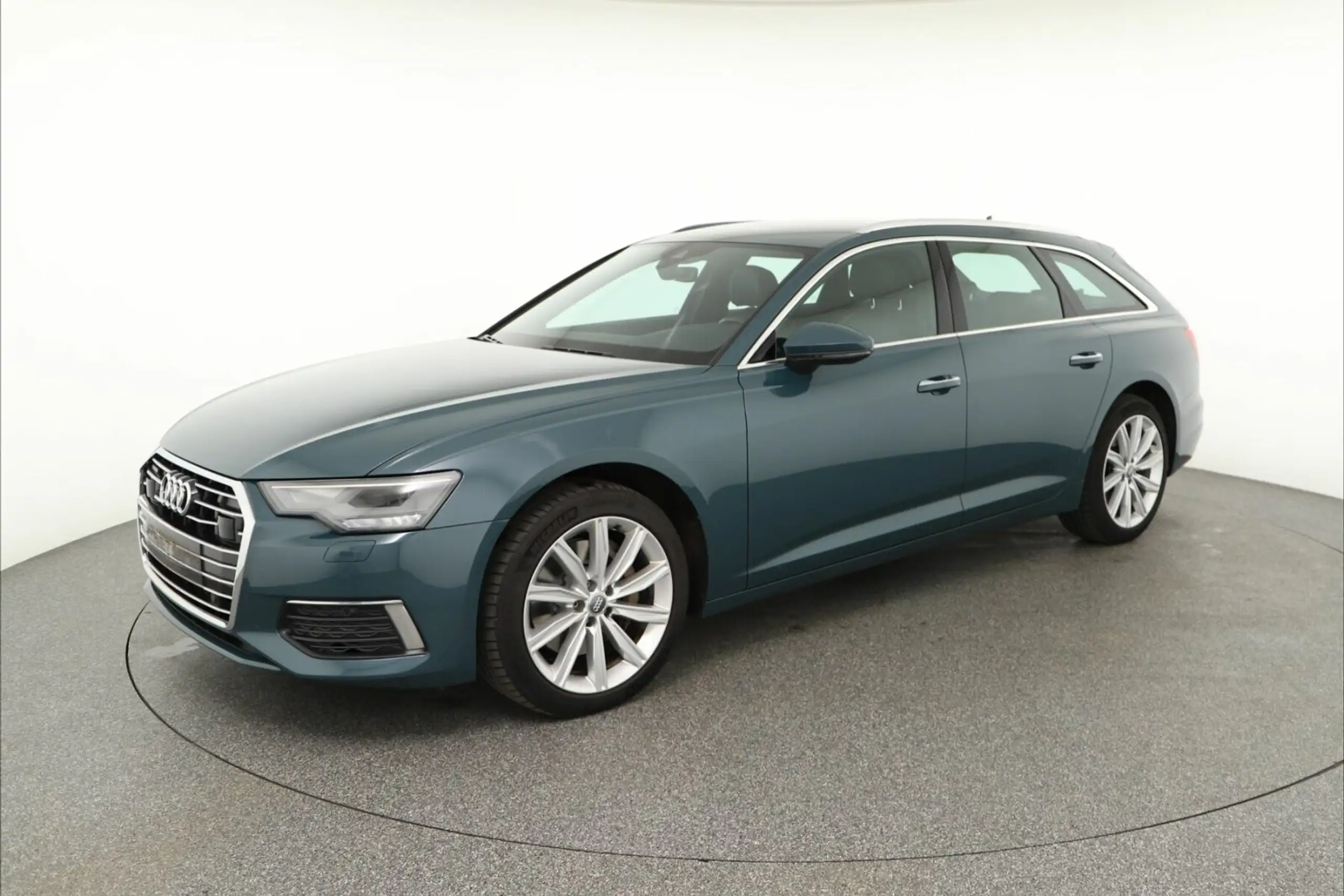 Audi - A6