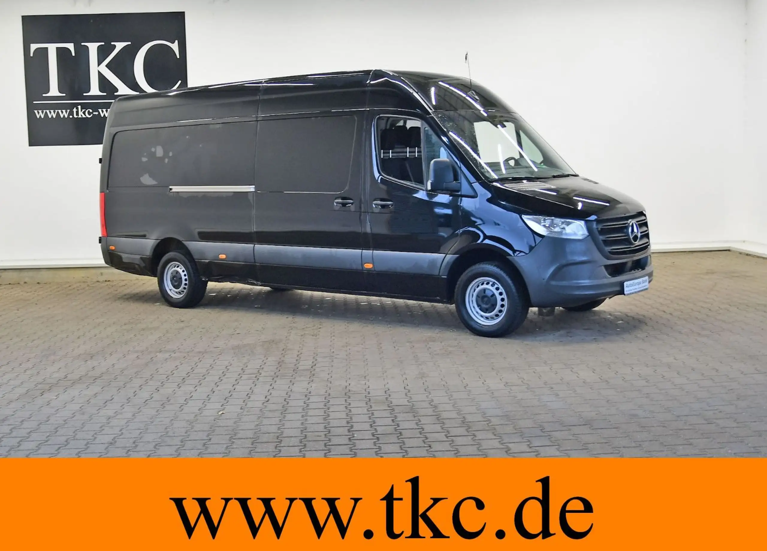 Mercedes-Benz - Sprinter