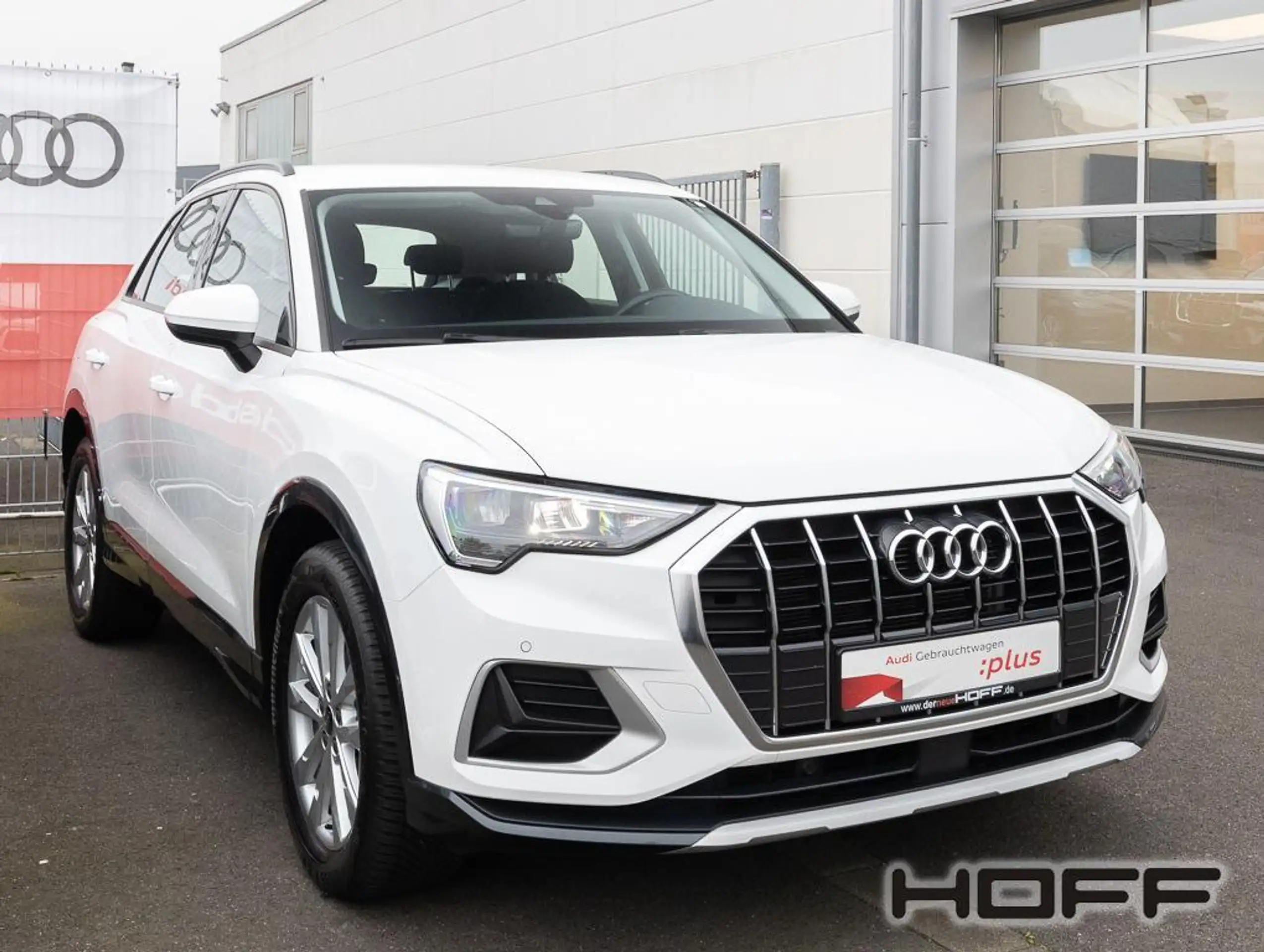 Audi - Q3