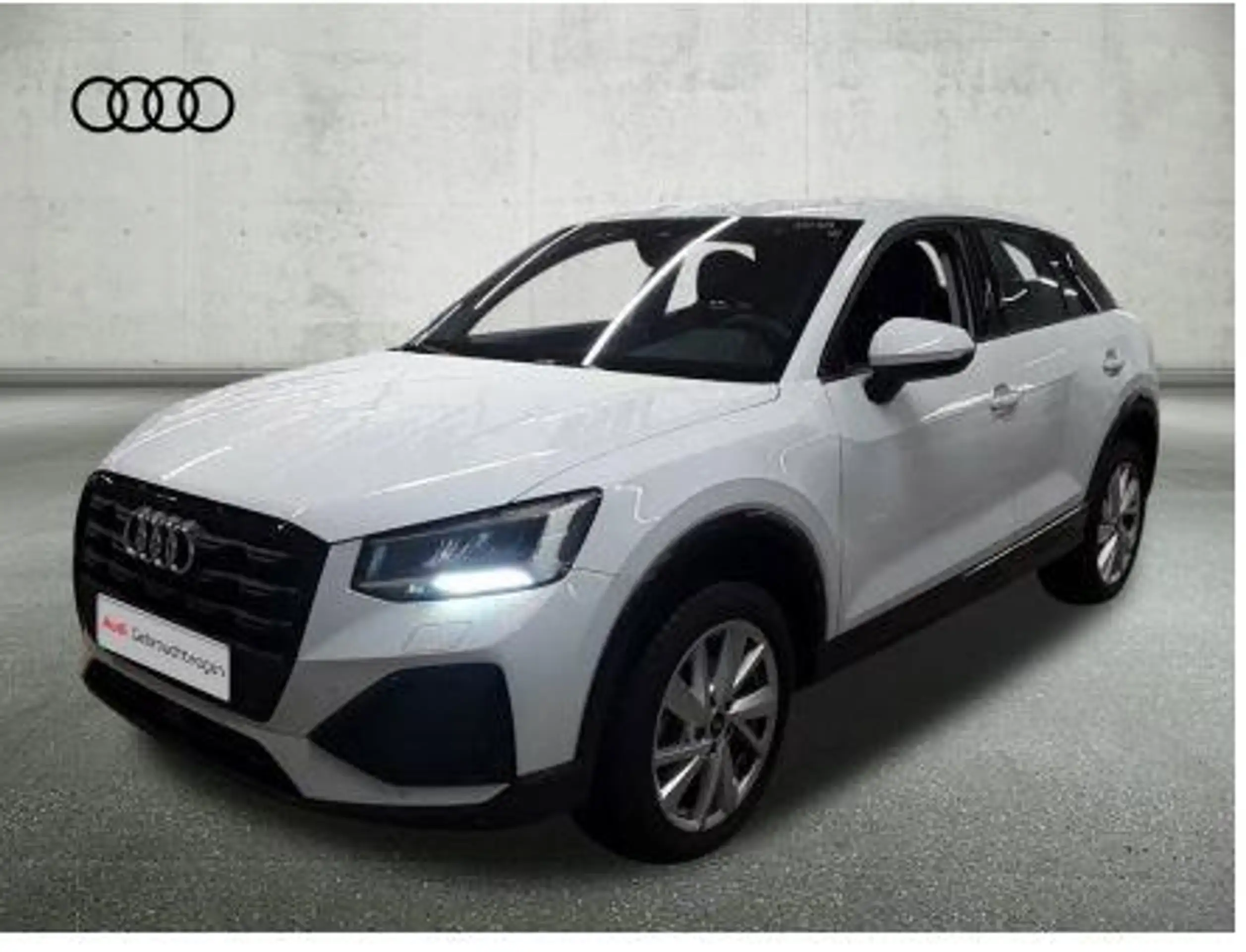 Audi - Q2