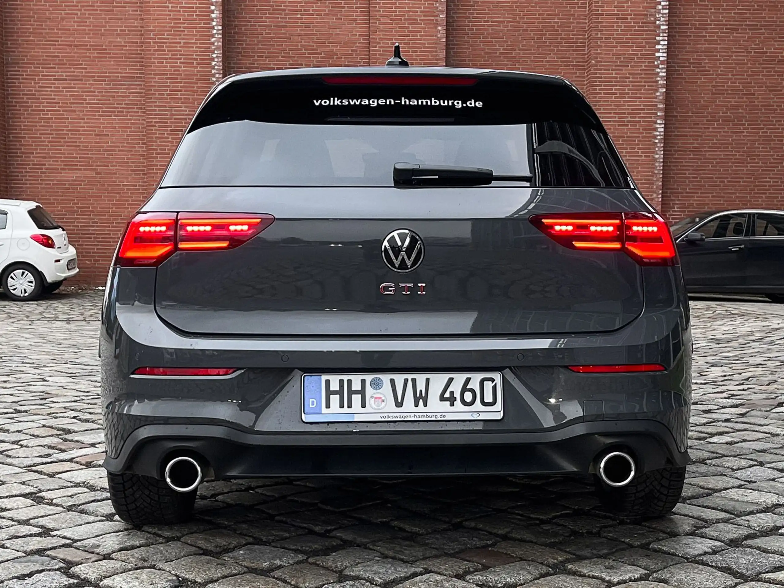 Volkswagen - Golf GTI