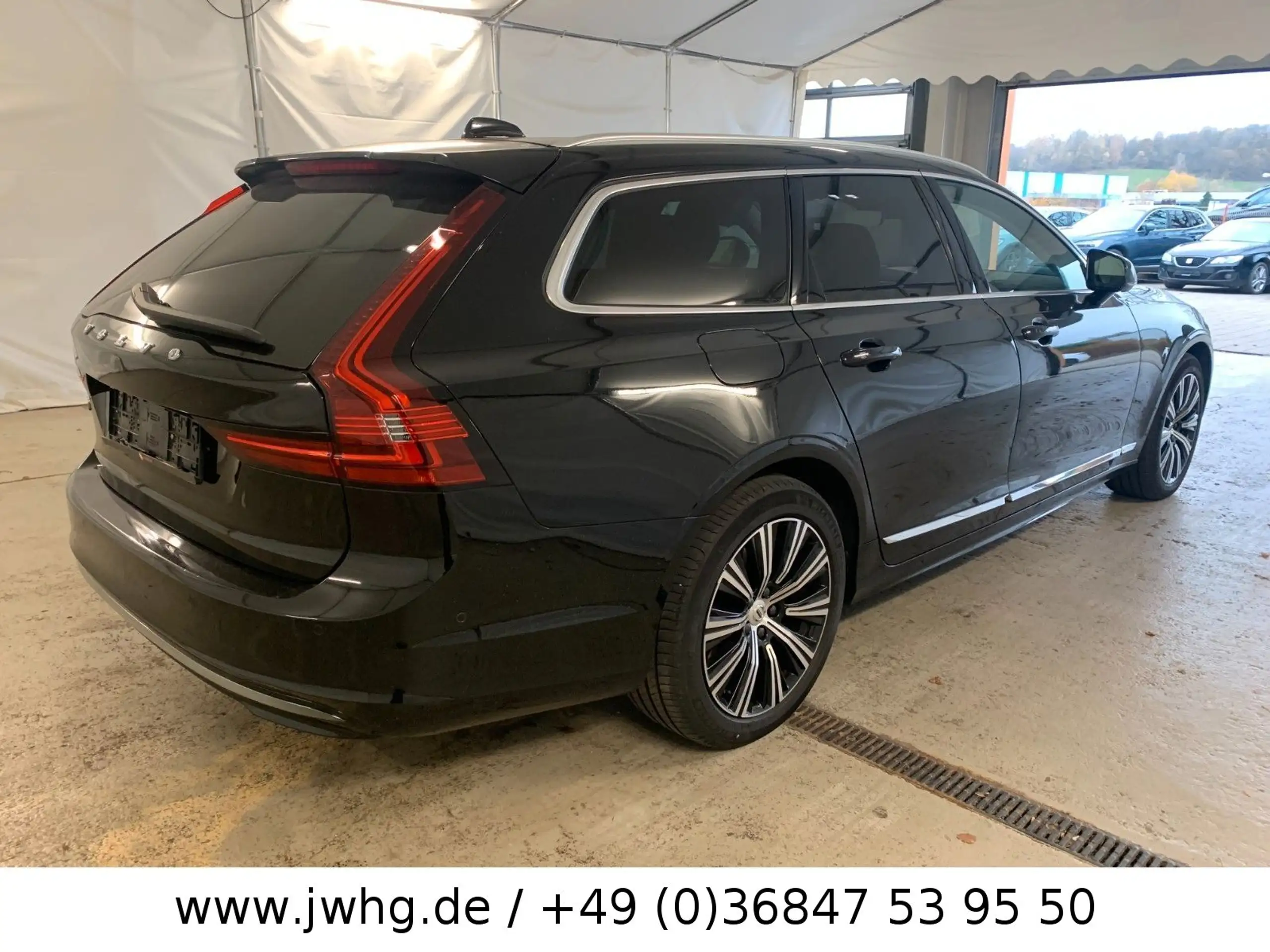 Volvo - V90