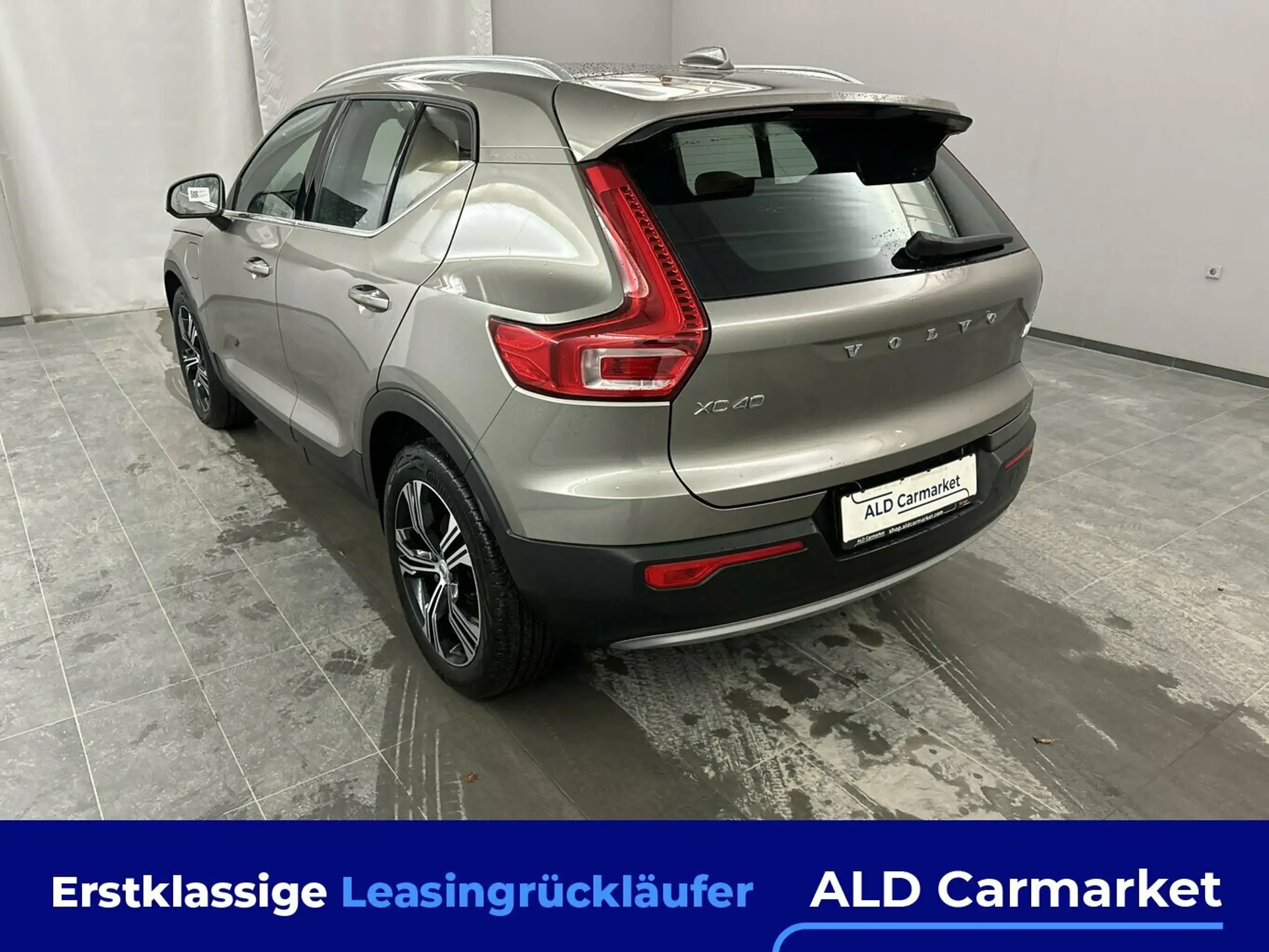 Volvo - XC40