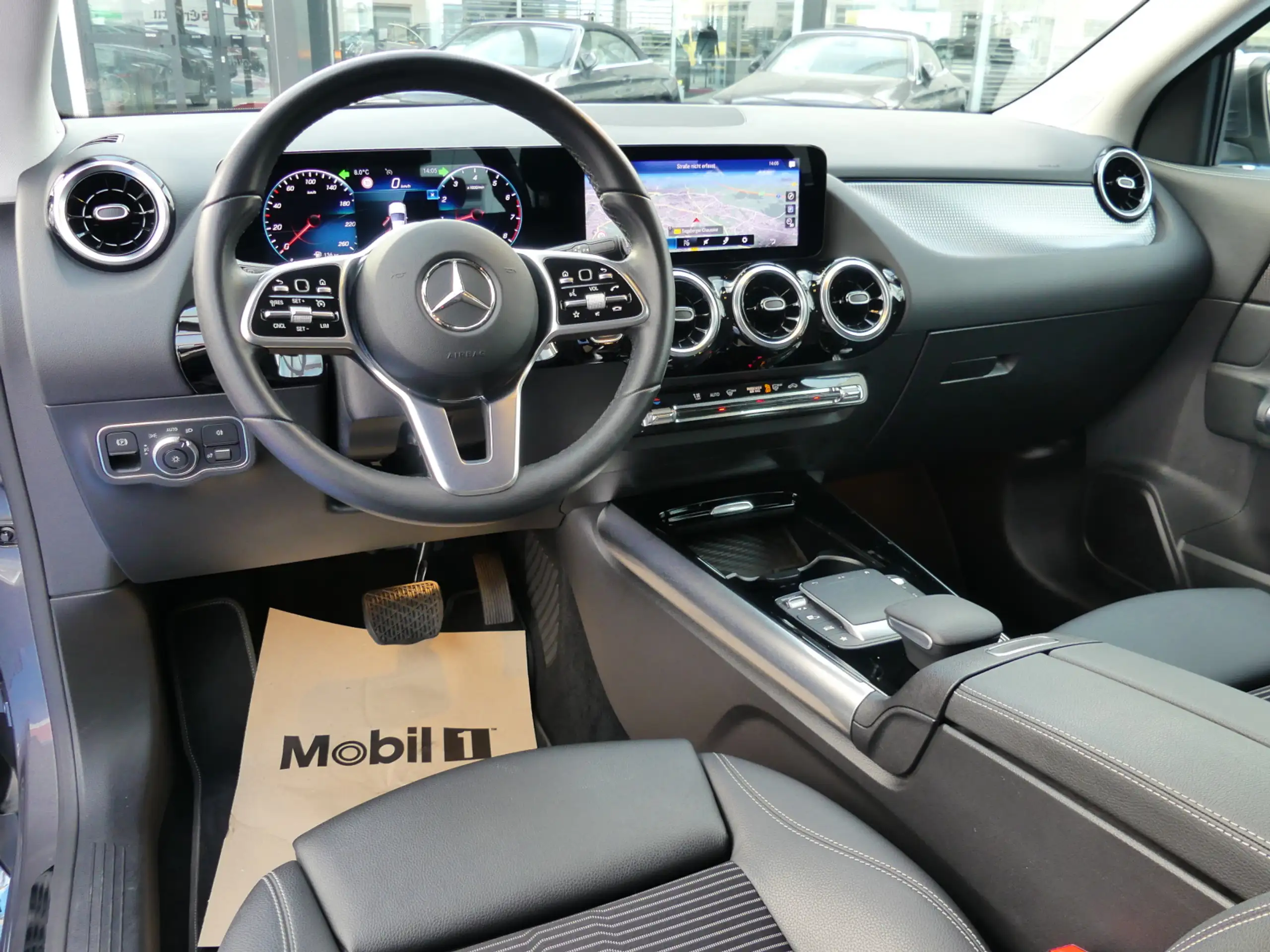 Mercedes-Benz - GLA 200