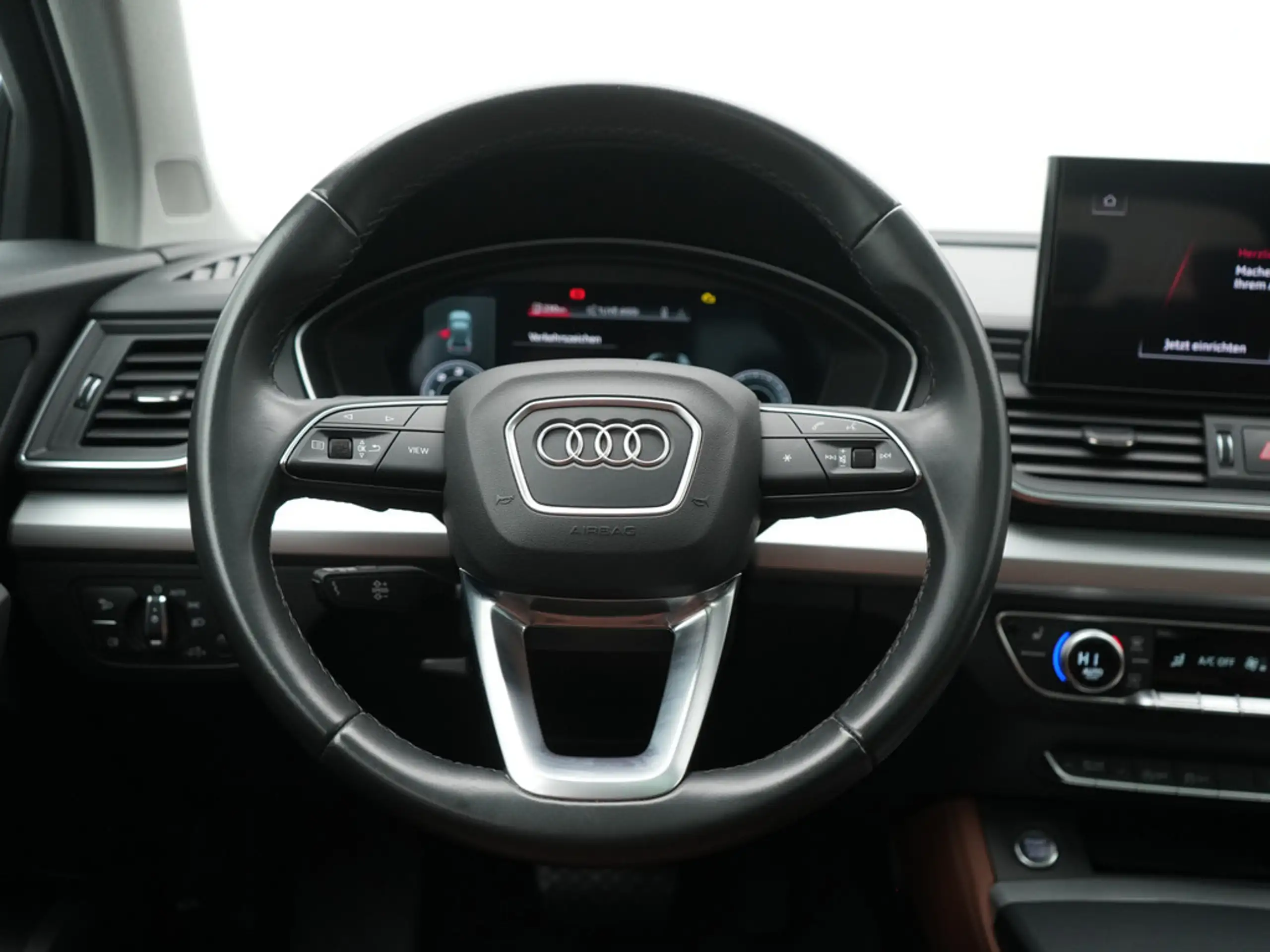 Audi - Q5