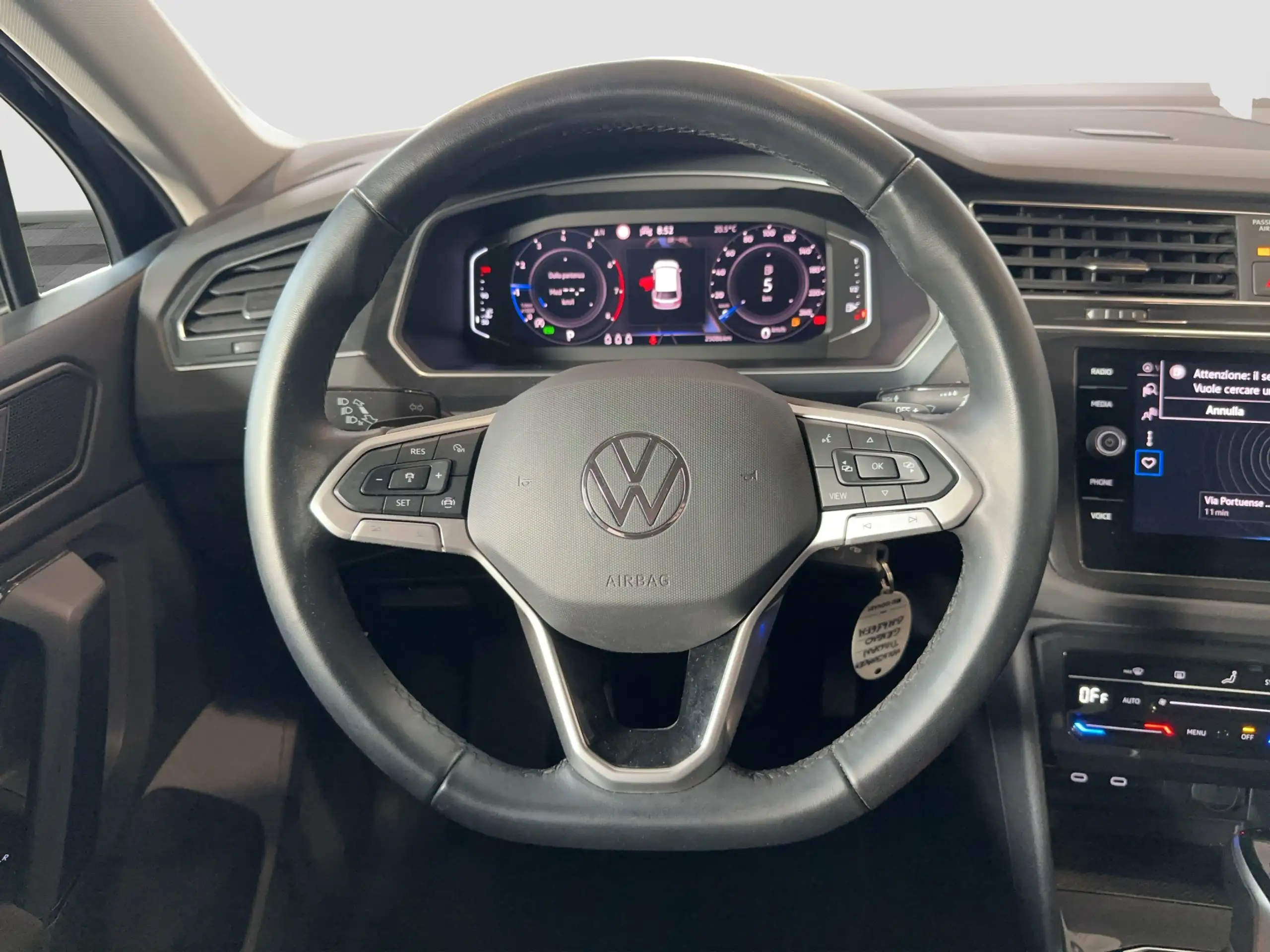 Volkswagen - Tiguan