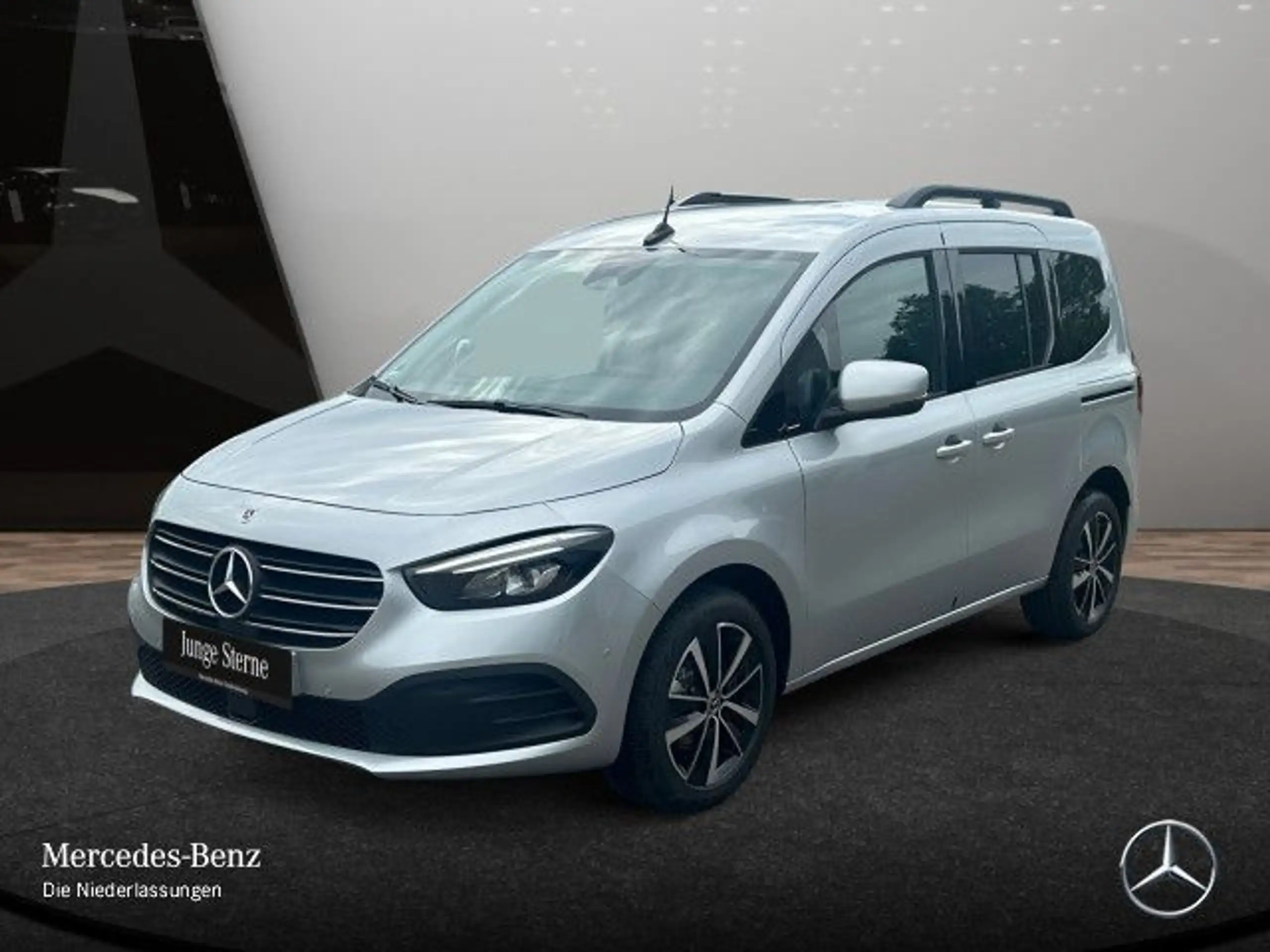 Mercedes-Benz - T-Class