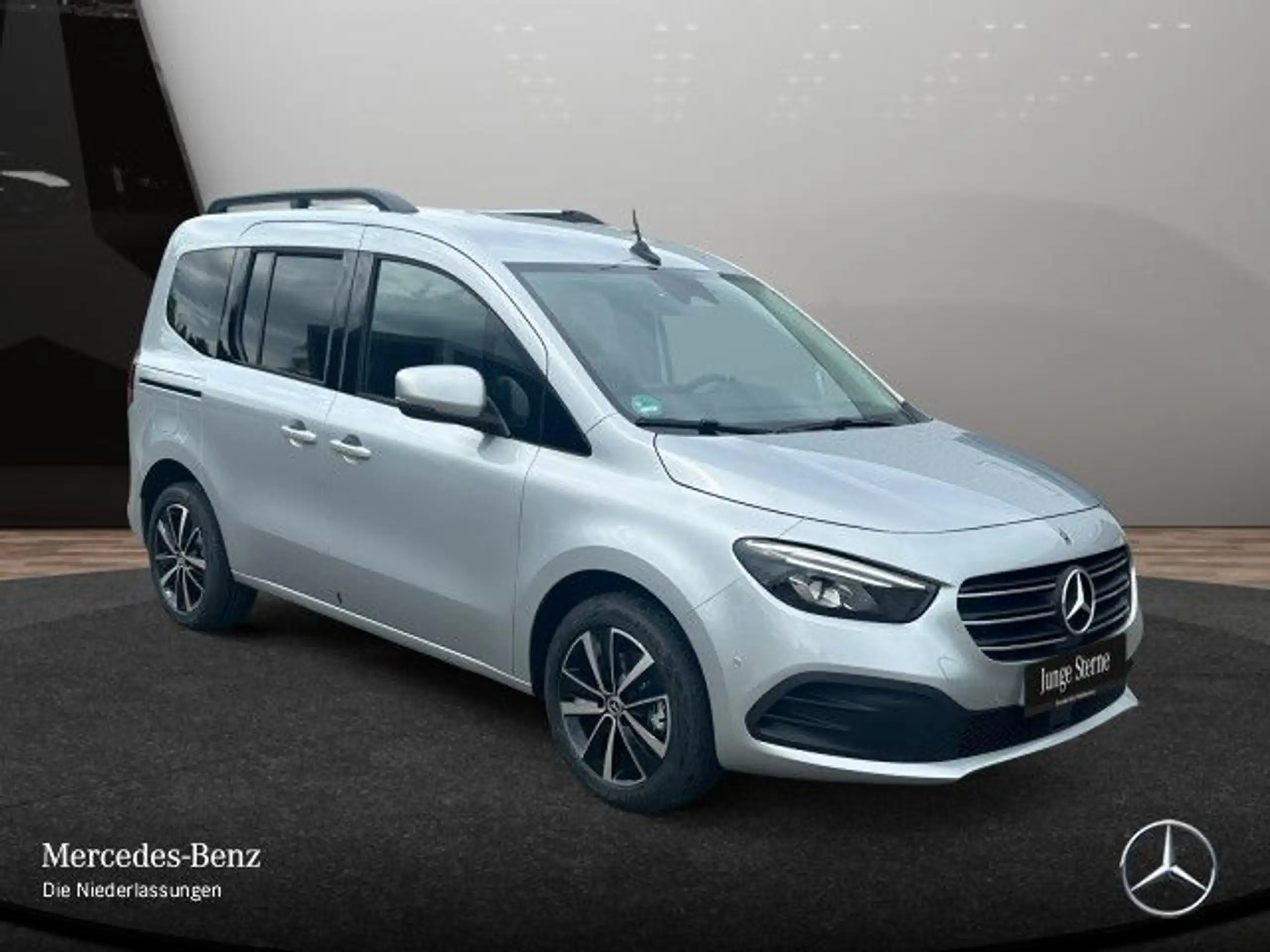 Mercedes-Benz - T-Class