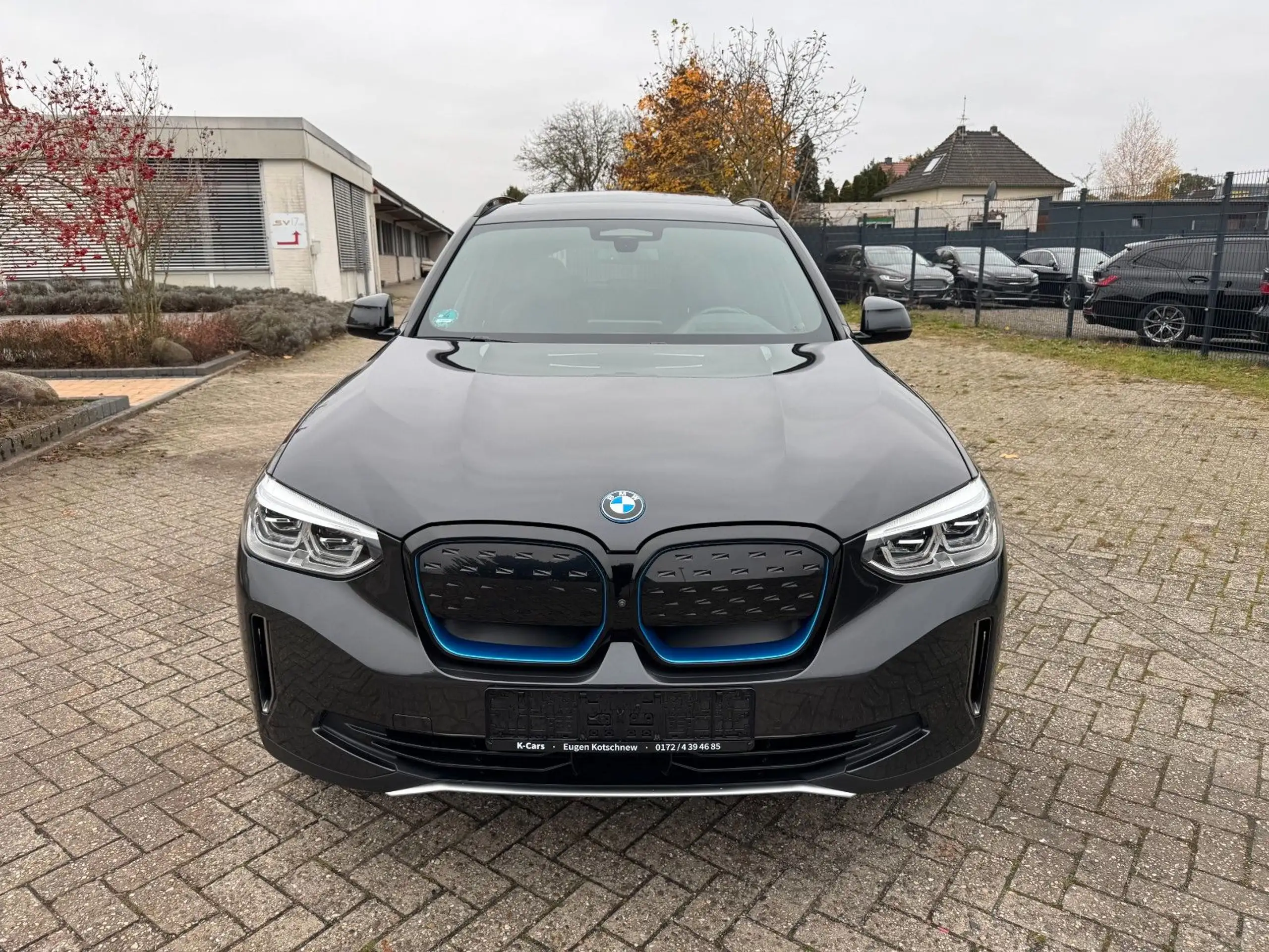 BMW - iX3