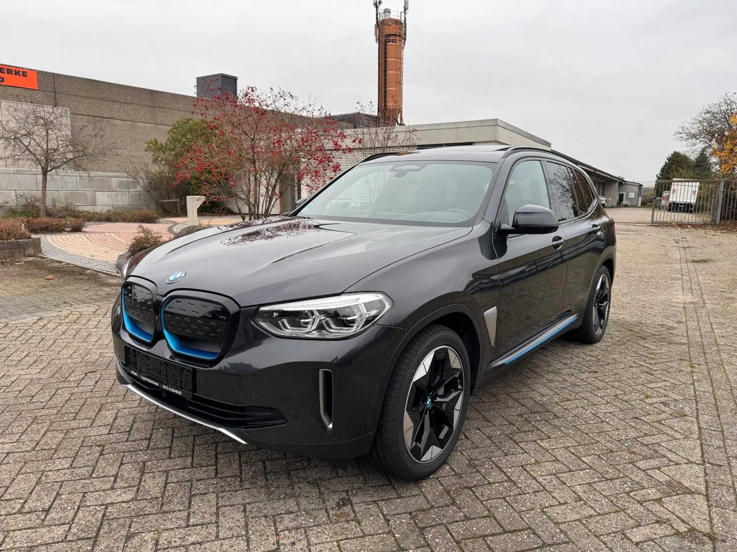 BMW - iX3