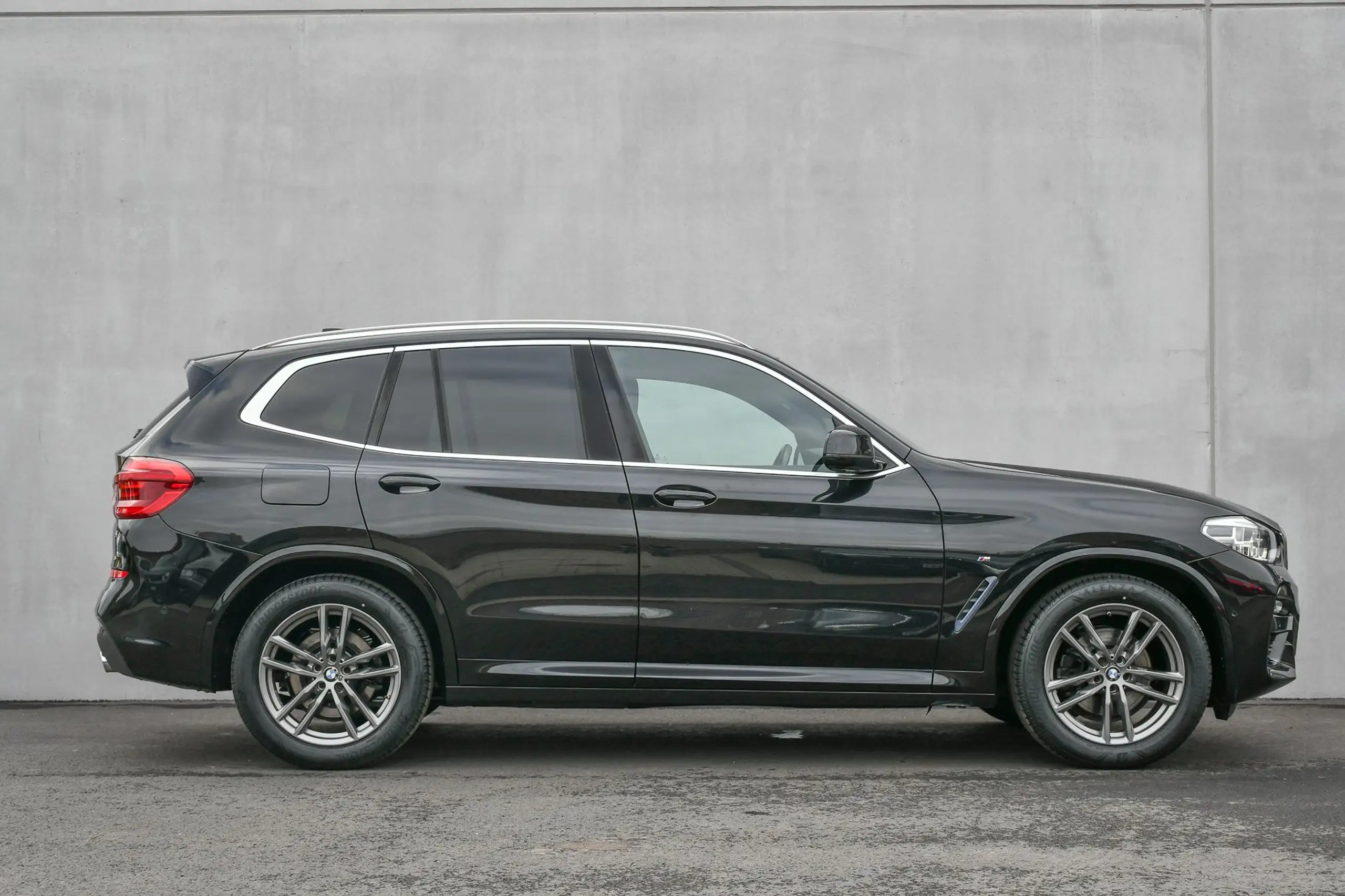 BMW - X3