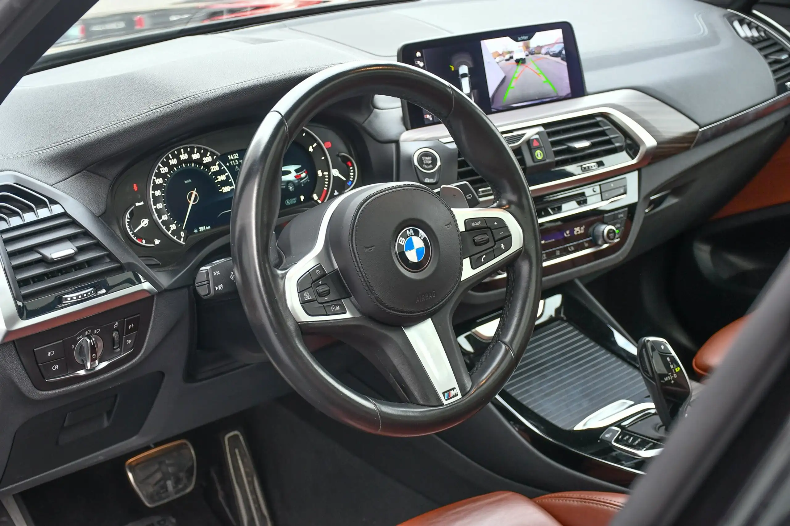 BMW - X3