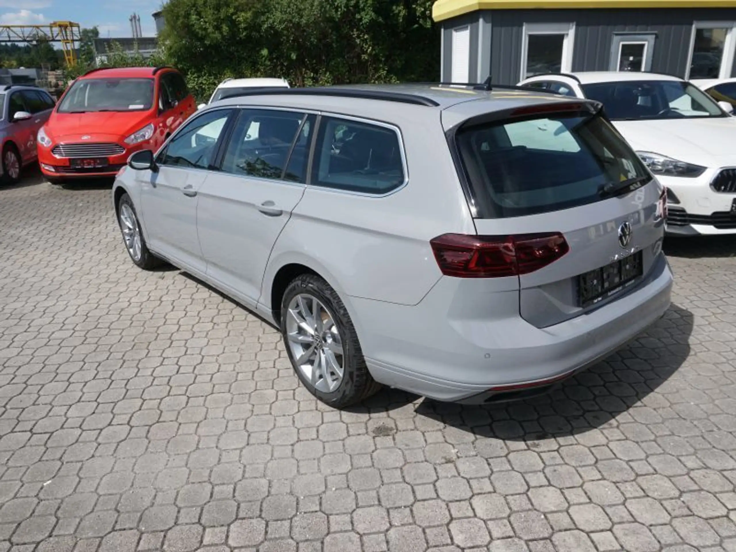 Volkswagen - Passat Variant