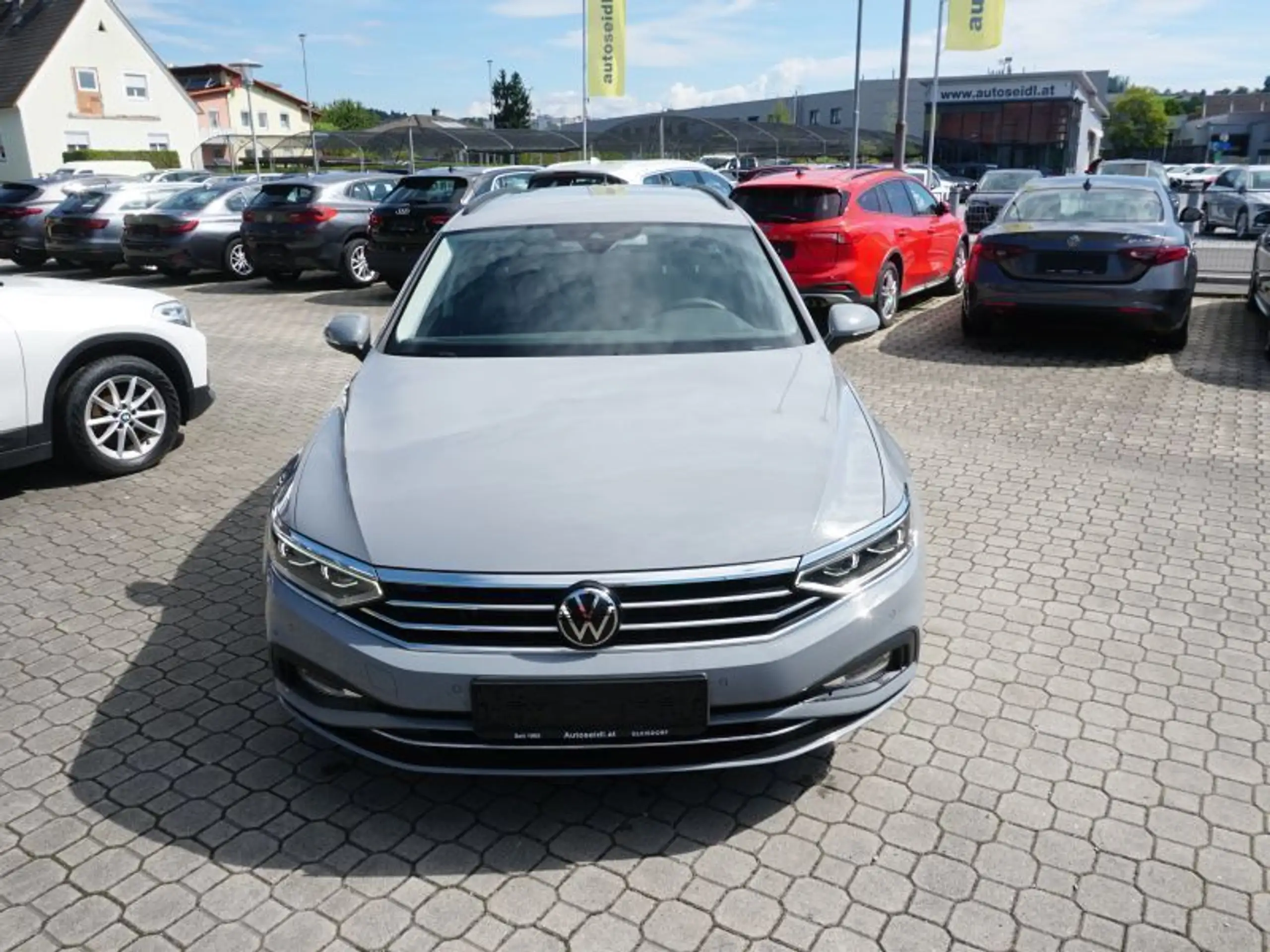 Volkswagen - Passat Variant